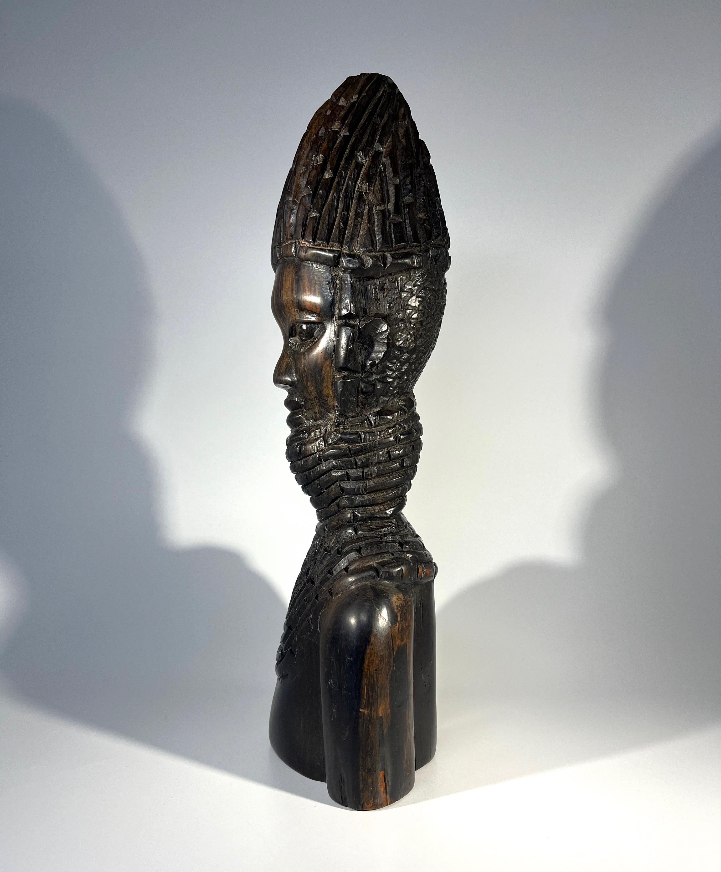 Ebony Benin Kingdom, Bust Carving Of A Young Nigerian Warrior, 1970's In Good Condition For Sale In Rothley, Leicestershire