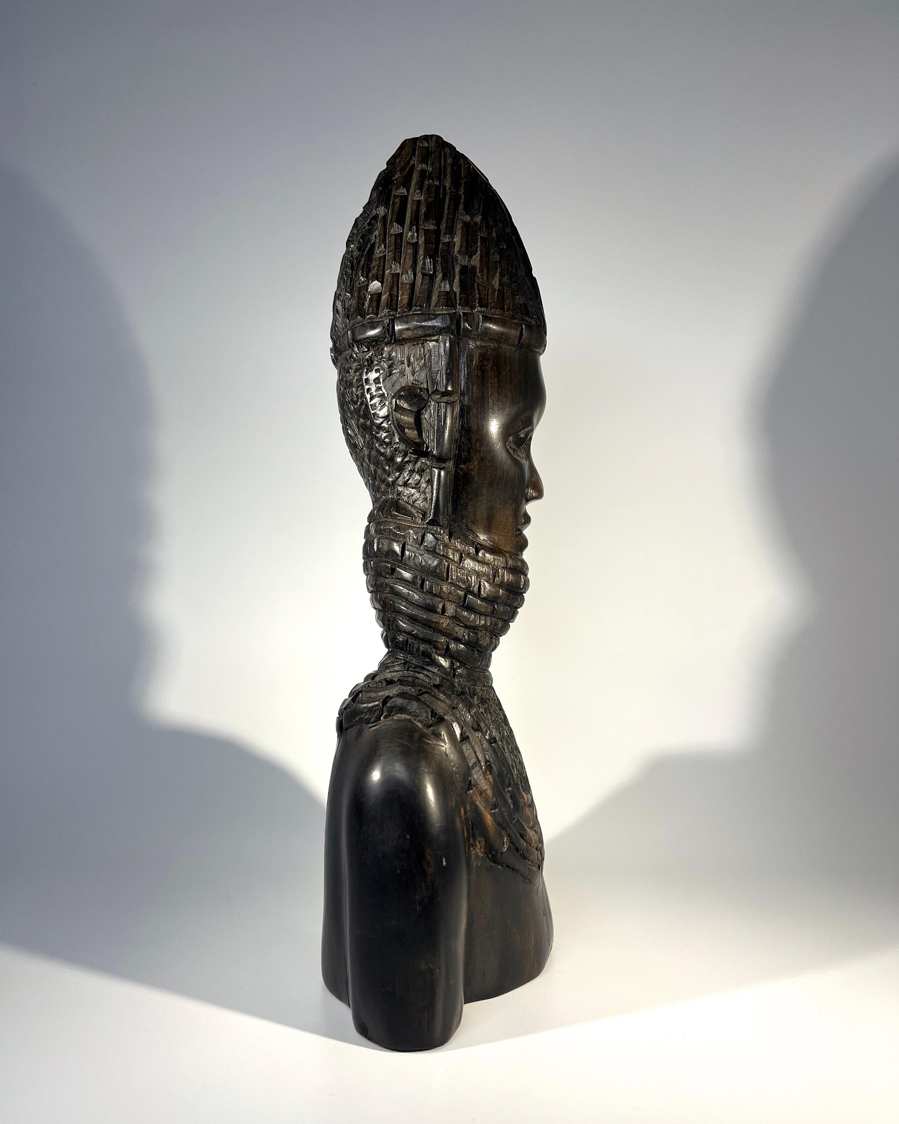 Ebony Benin Kingdom, Bust Carving Of A Young Nigerian Warrior, 1970's For Sale 1