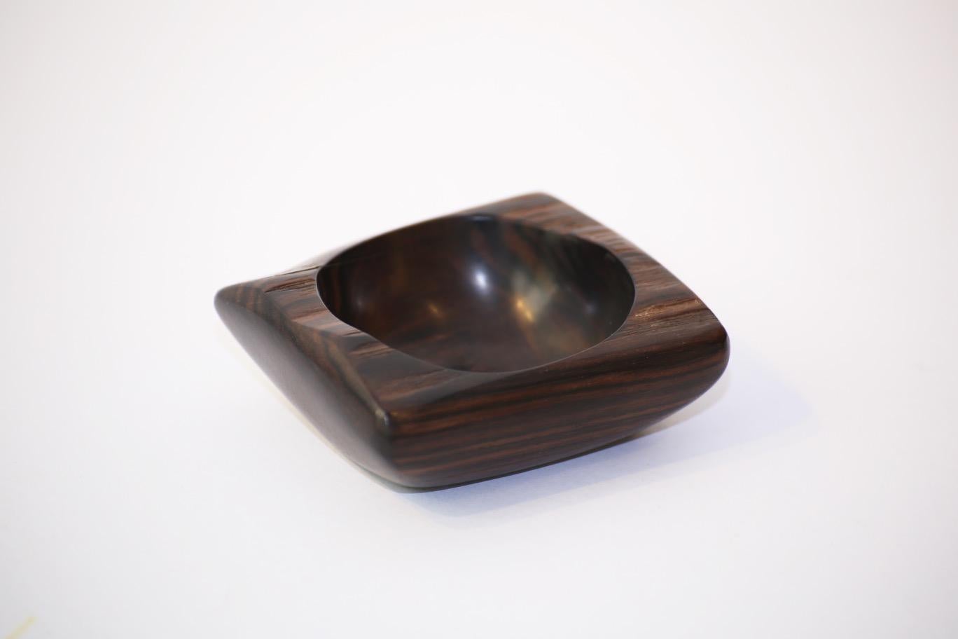 Ebony Bowl by Odile Noll In Good Condition For Sale In Paris, FR