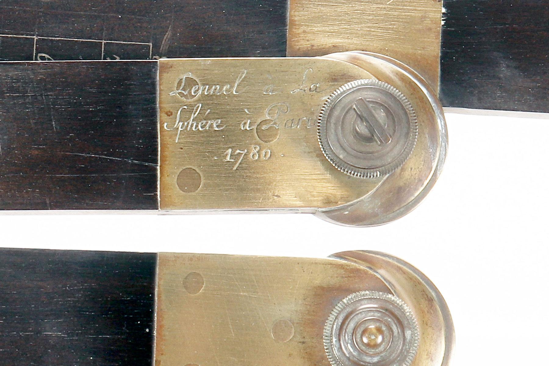 Pantografo in ebano, ottone e avorio, firmato Lennel, Parigi 1780. in vendita 3