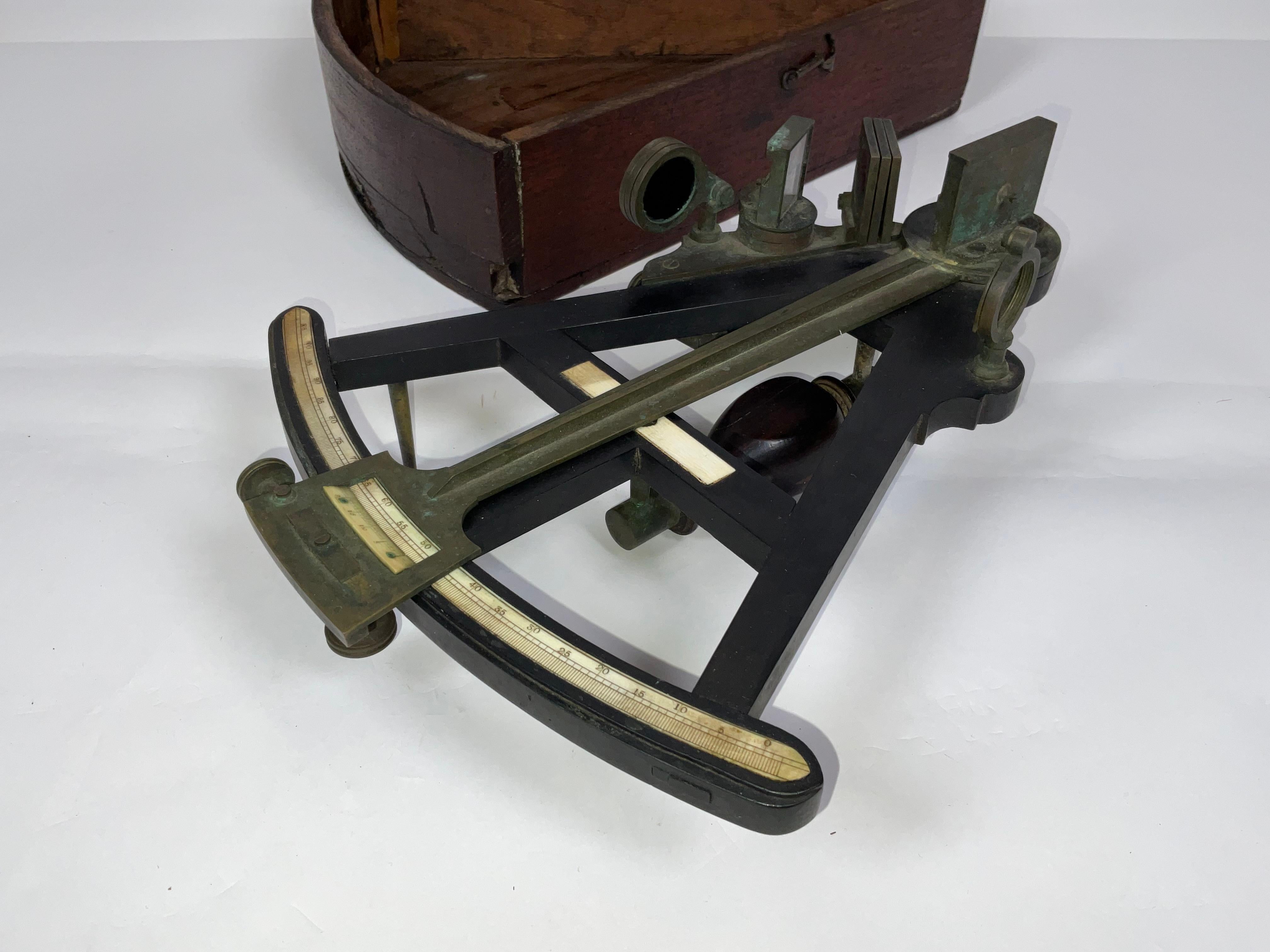 Ebony Ships Navigators Octant in Box en vente 2