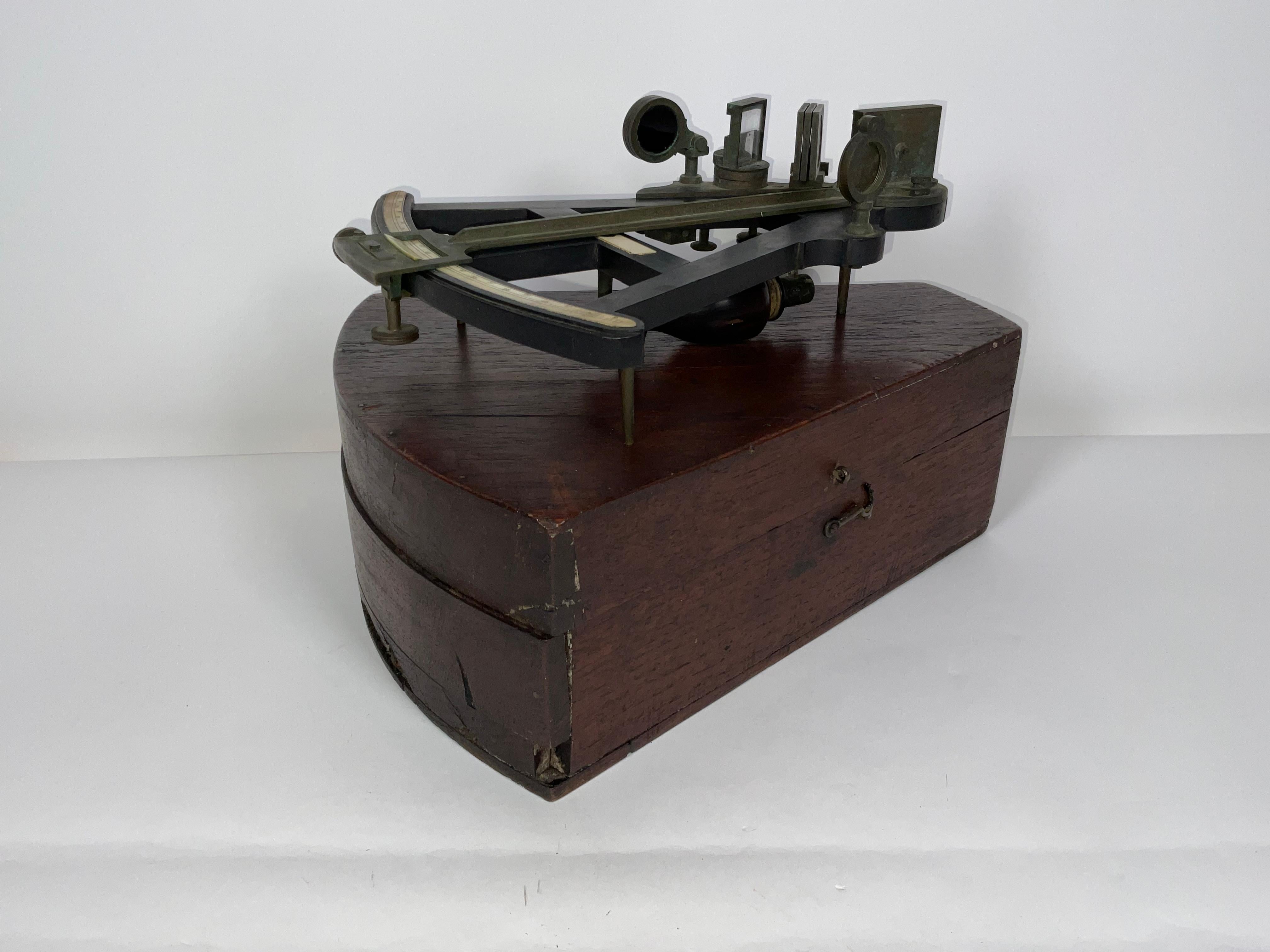 Ebony Ships Navigators Octant in Box en vente 4