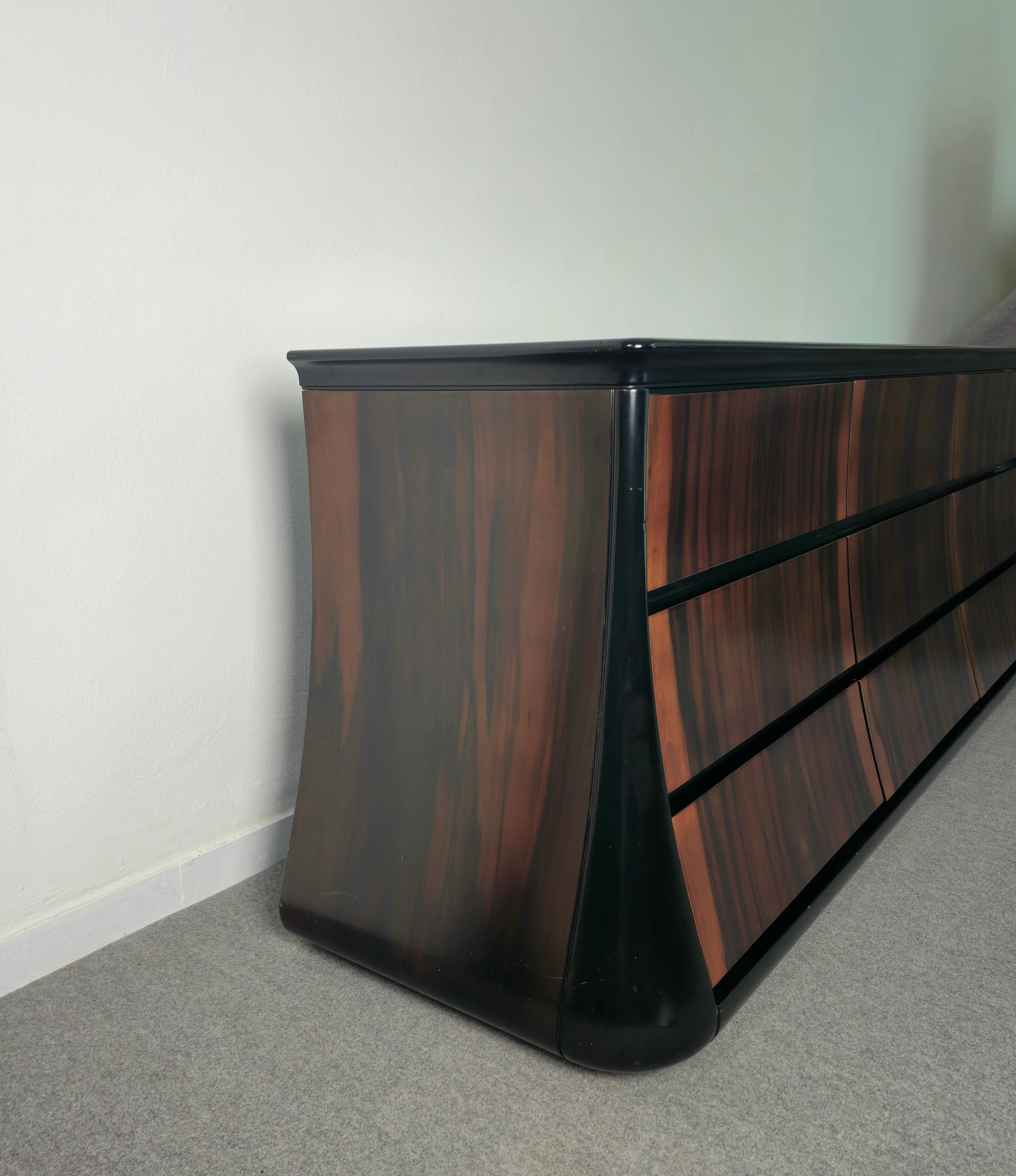 Kommode aus Ebenholz von Luciano Frigerio, Mid-Century-Design, Italien 1970er Jahre (Italienisch)