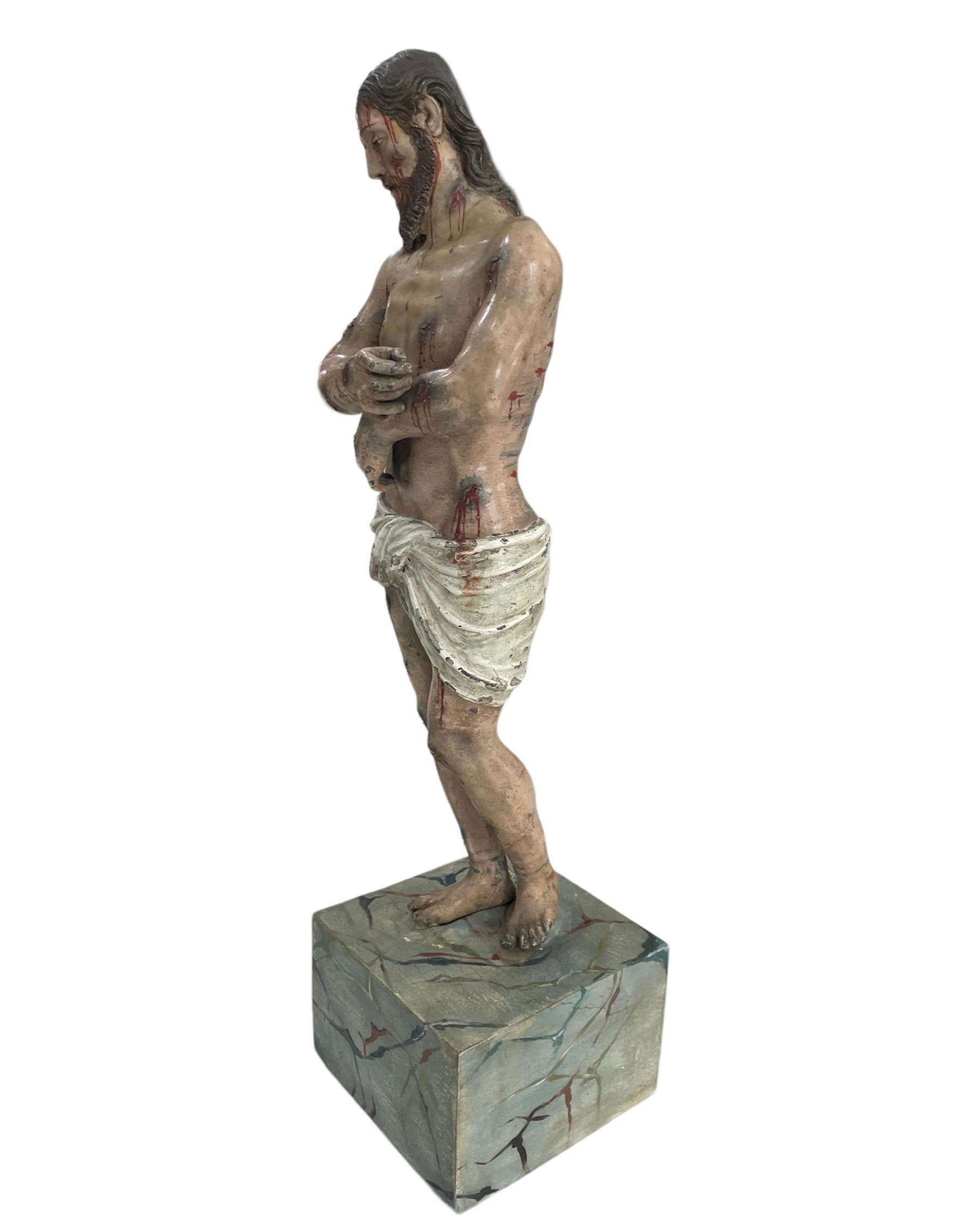 Wunderschönes und sorgfältig detailliert polychromiertes Holz-Ecce Homo aus Sevilla aus dem 17.