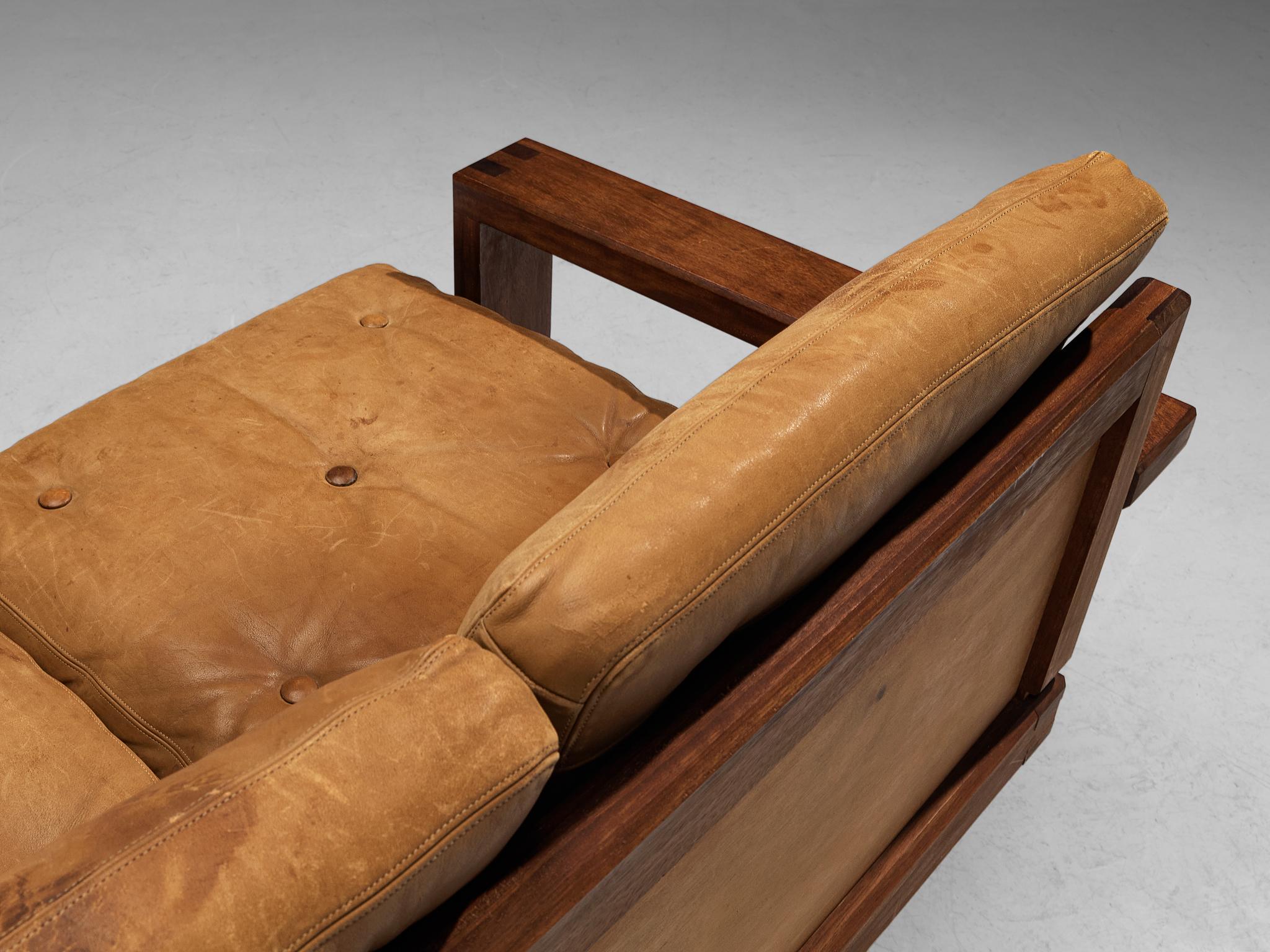 Eccentric French Sofa in Teak and Cognac Brown Leather  In Good Condition For Sale In Waalwijk, NL