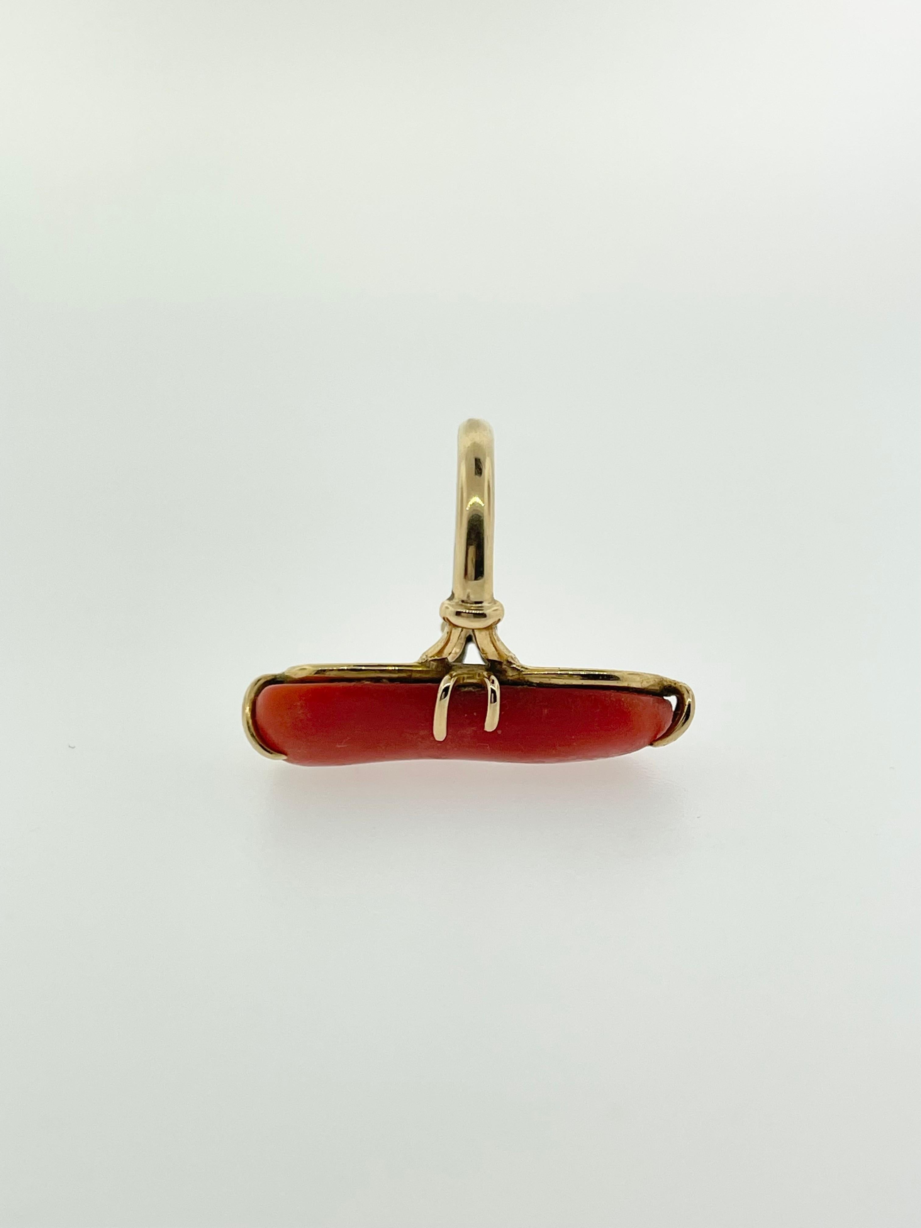Women's Eccentric Pink Coral Yellow Gold Ring For Sale