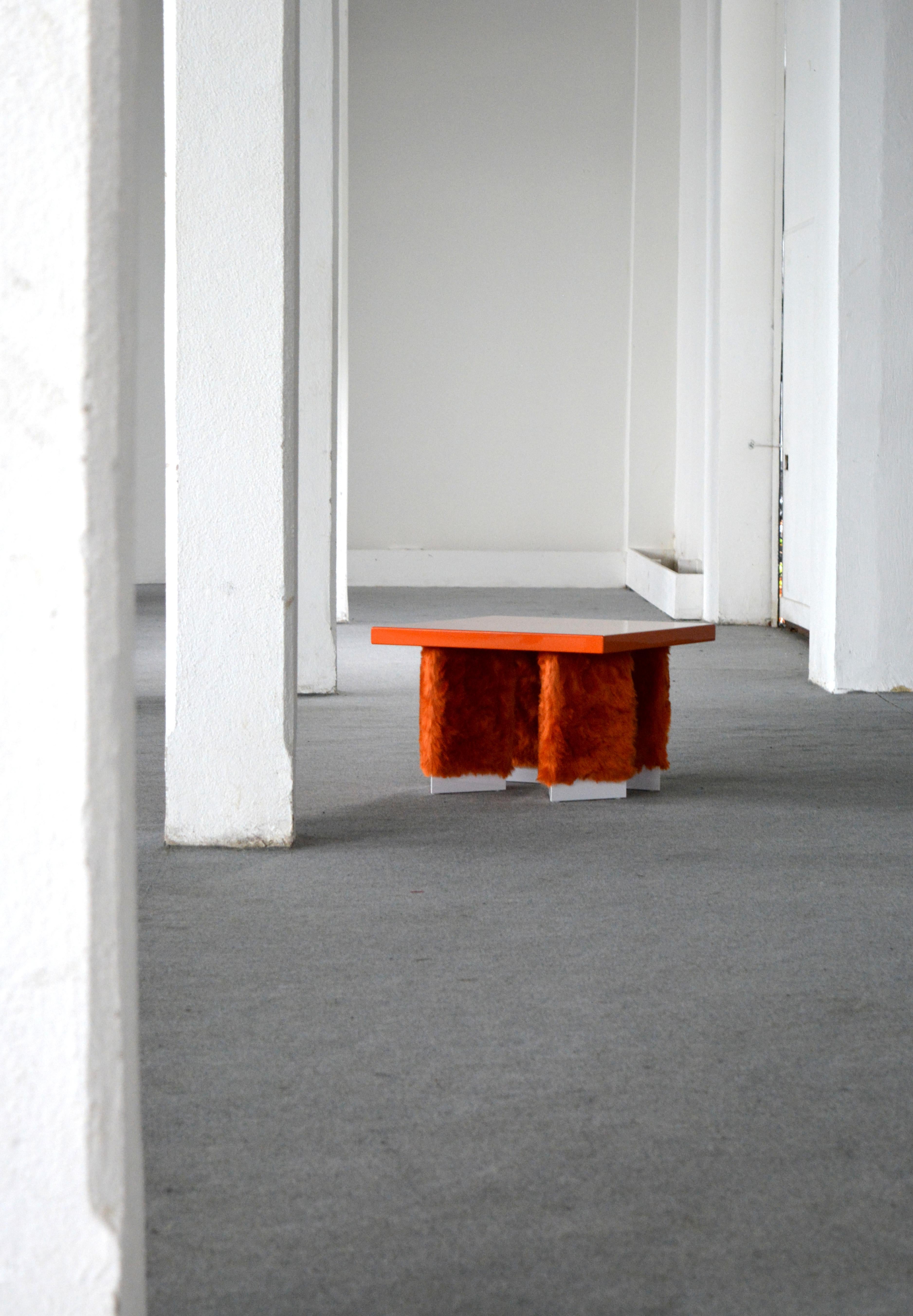 Eccentrico, contemporary coffee table orange fur-lacquered wood by Studio Greca For Sale 1