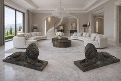 Exceptionnelle paire de lions monumentaux en bronze