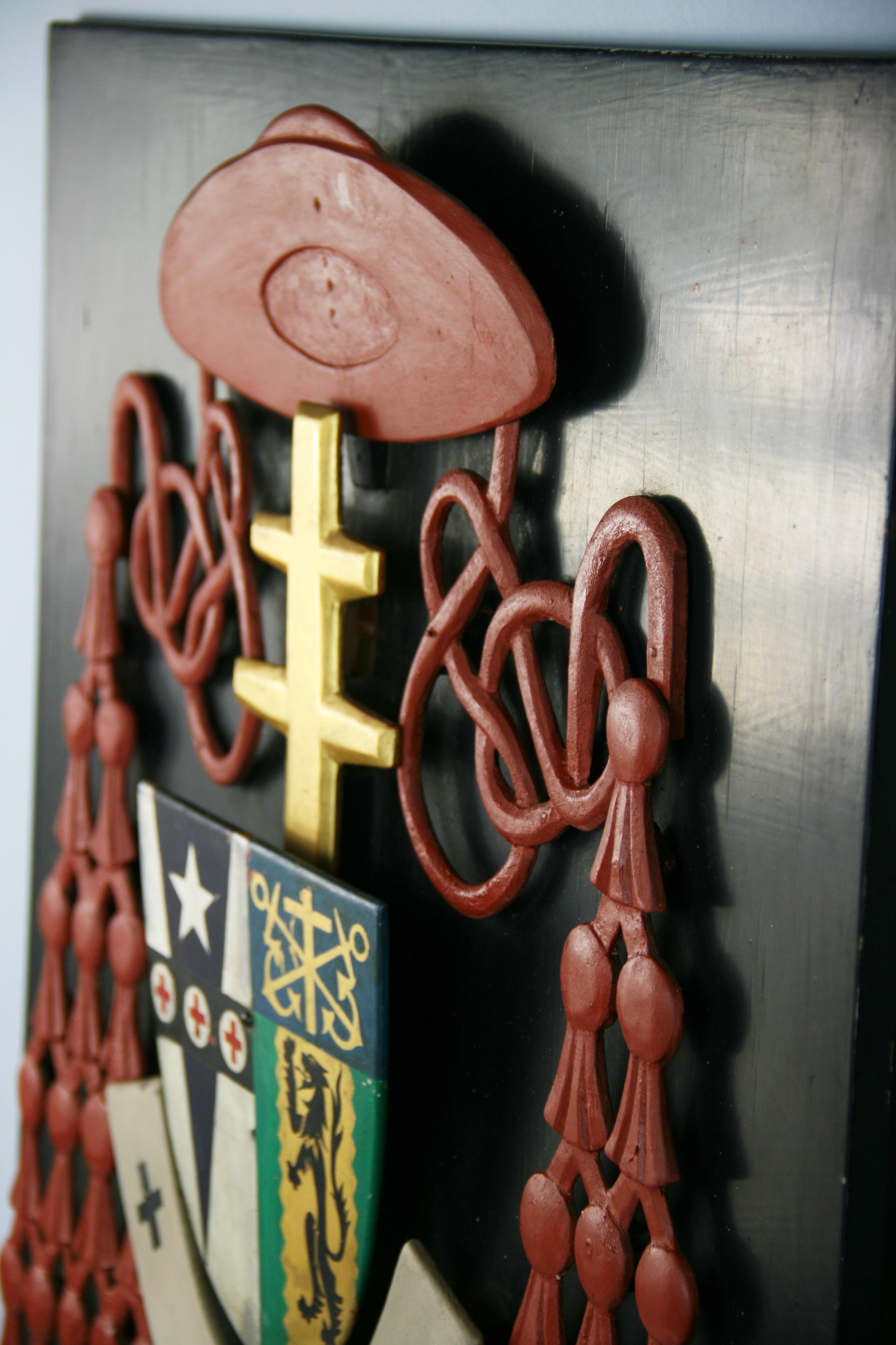 Ecclesiastic Cardinal Heraldry Coat Of Arms  Carved Wood  Panel /Wall Sculpture 3