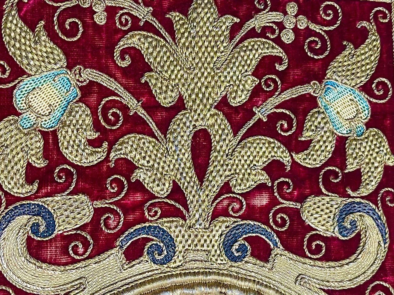 XVII secolo Ricamo ecclesiastico San Pietro  Circa 1600 in vendita