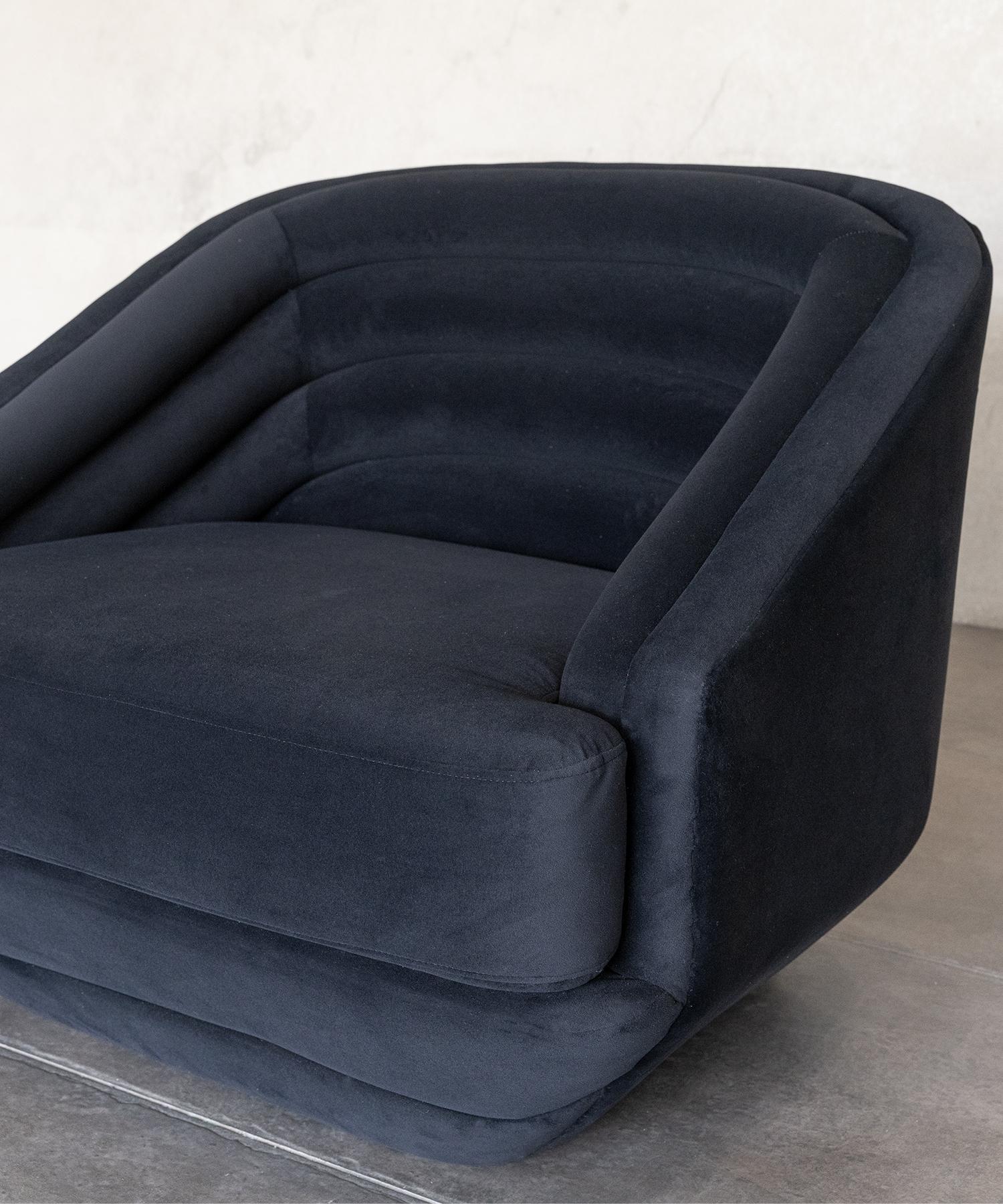 Indiano SEDIA ECHO - Velluto nero opaco di SHO MODERN in vendita