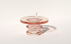 Tavolino da caffè Echo in Rosé, resina poliuretanica traslucida, Ian Cochran