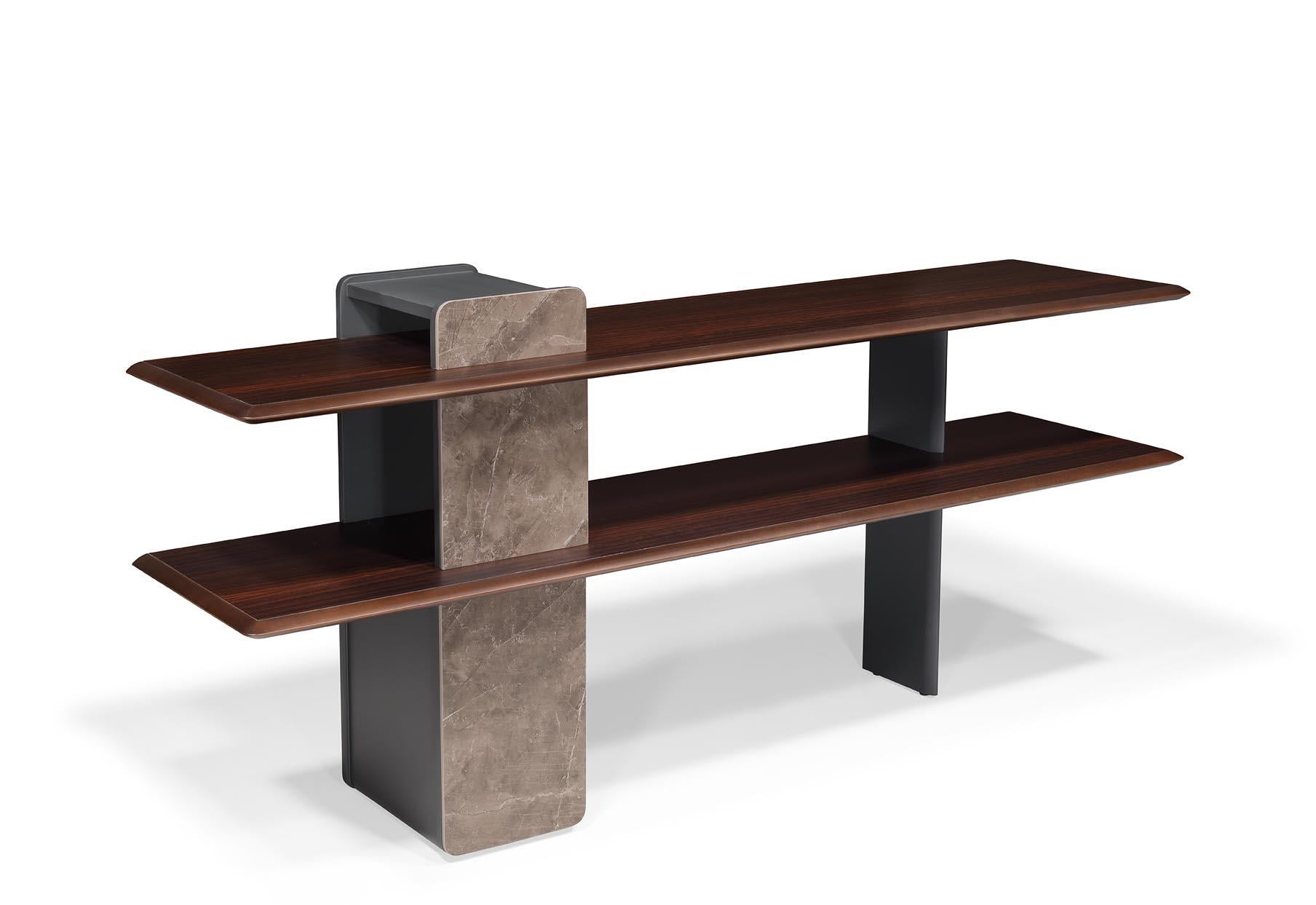 Echo console starts from the new thniking process for
Hatt and future products. Where quiet luxury mingles with
the original multipurpose function. This was the base for
creating Echo. Different layers and spaces are created
and separated by the