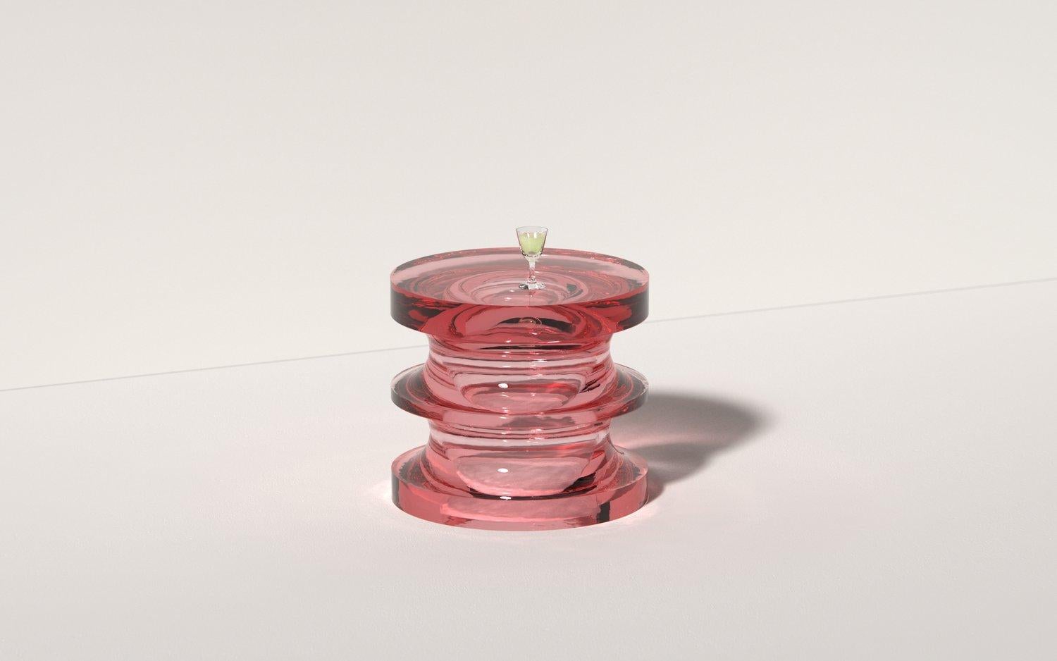 Echo III Side Table in Watermelon Red by Ian Alistair Cochran Represented by Tuleste Factory

Solid Resin 

W 20
