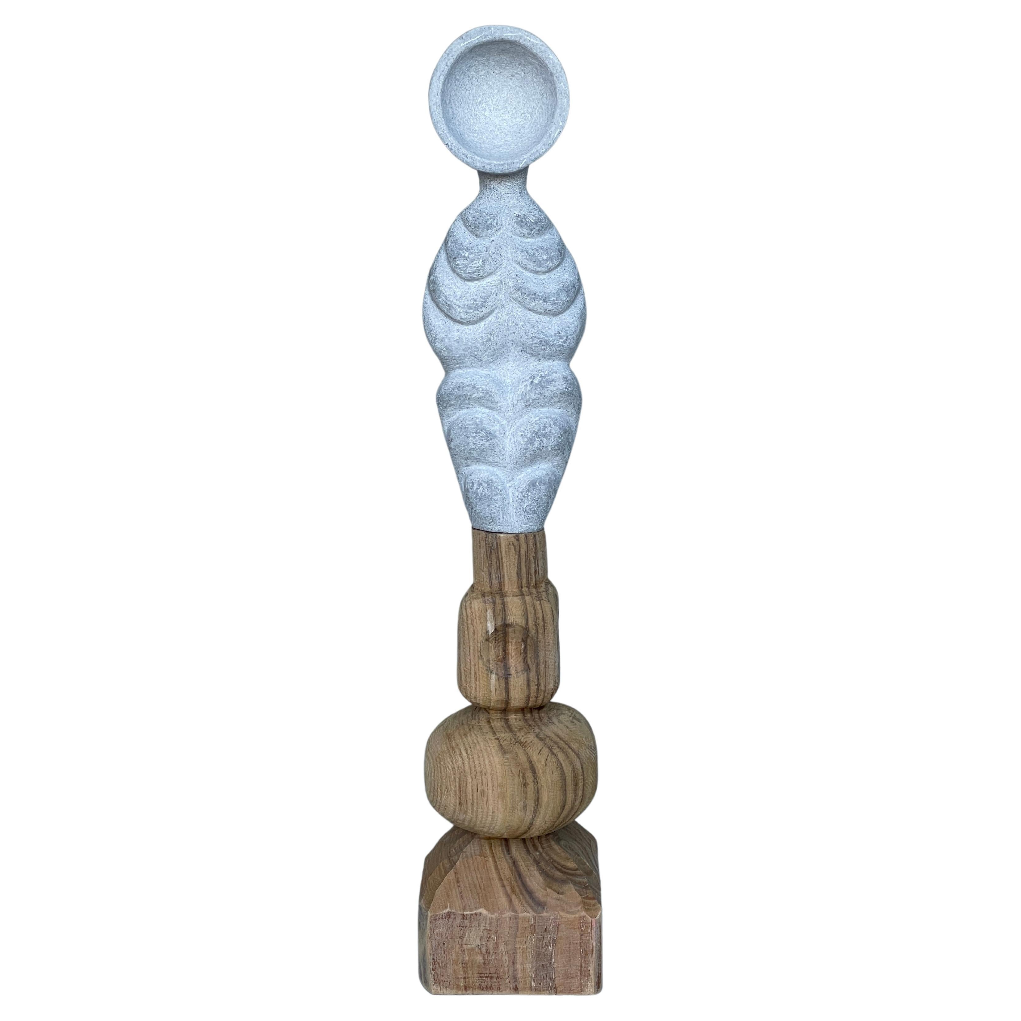 Eco su Wood Scultura in marmo scolpita a mano di Tom von Kaenel