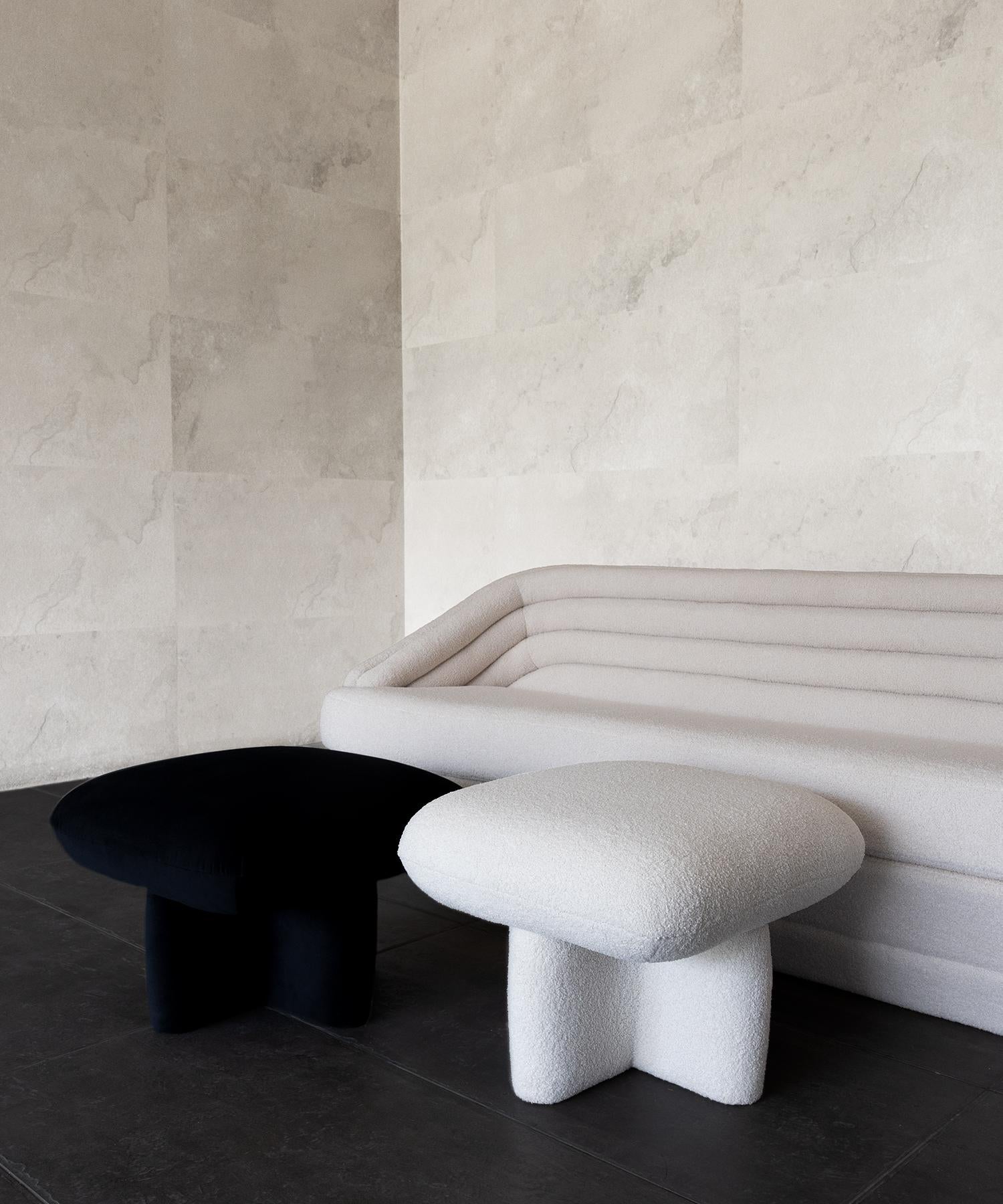 Divano ECHO - Boucle Tranquillo Whiting di SHO MODERN In condizioni Nuovo in vendita a Laguna Niguel, CA