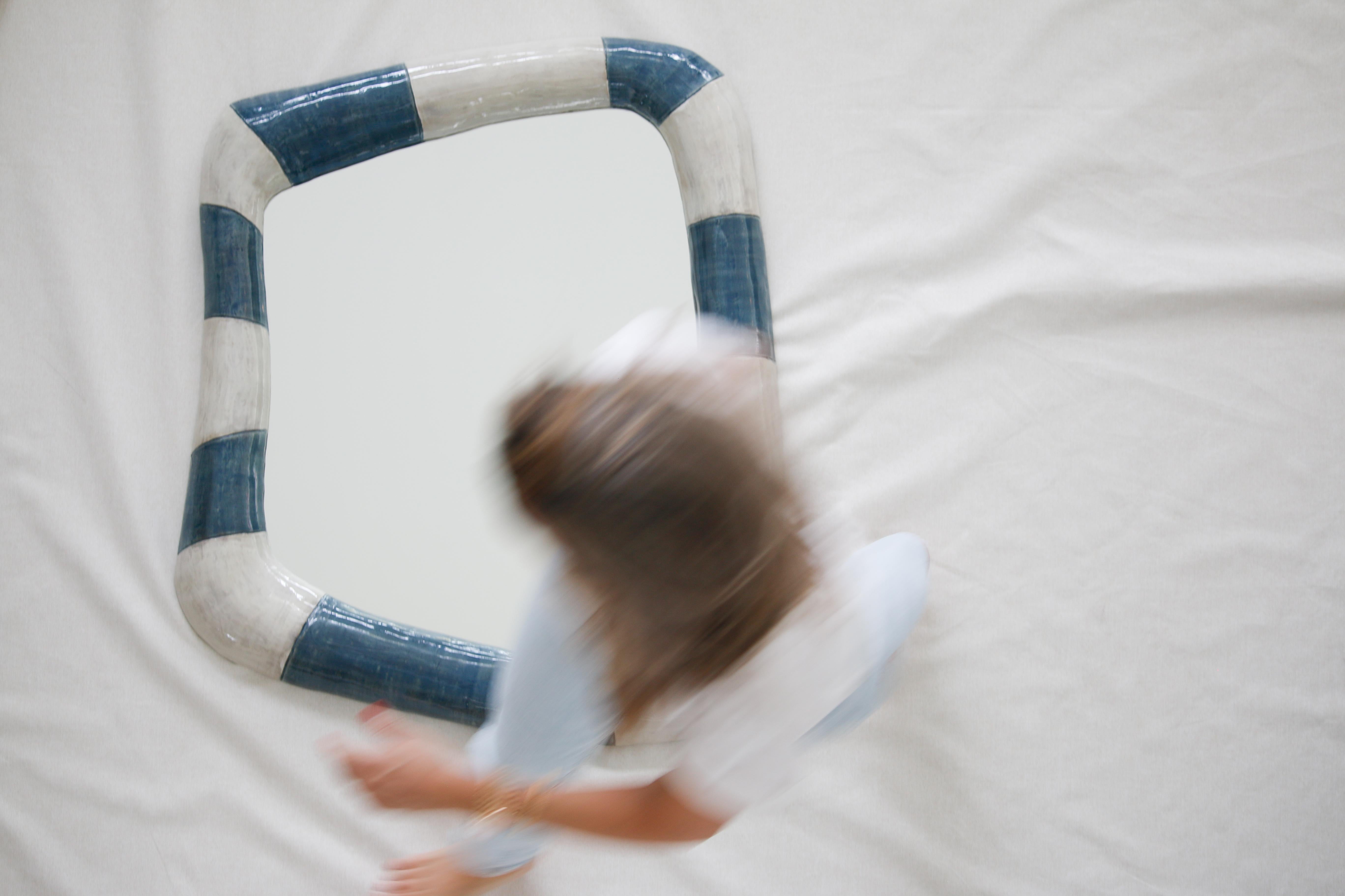 Colombien Miroir Echoe bleu par Marcela Cure en vente