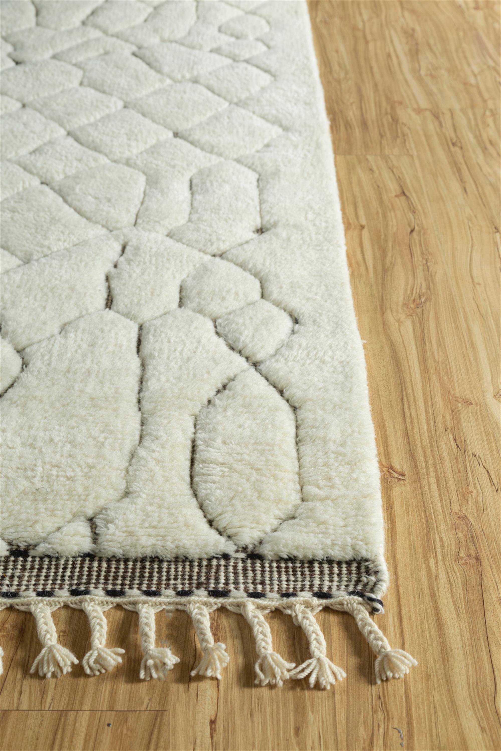 Modern Echoes of Marrakech Winter White & Mahogany 200X300 cm Handknotted Rug For Sale