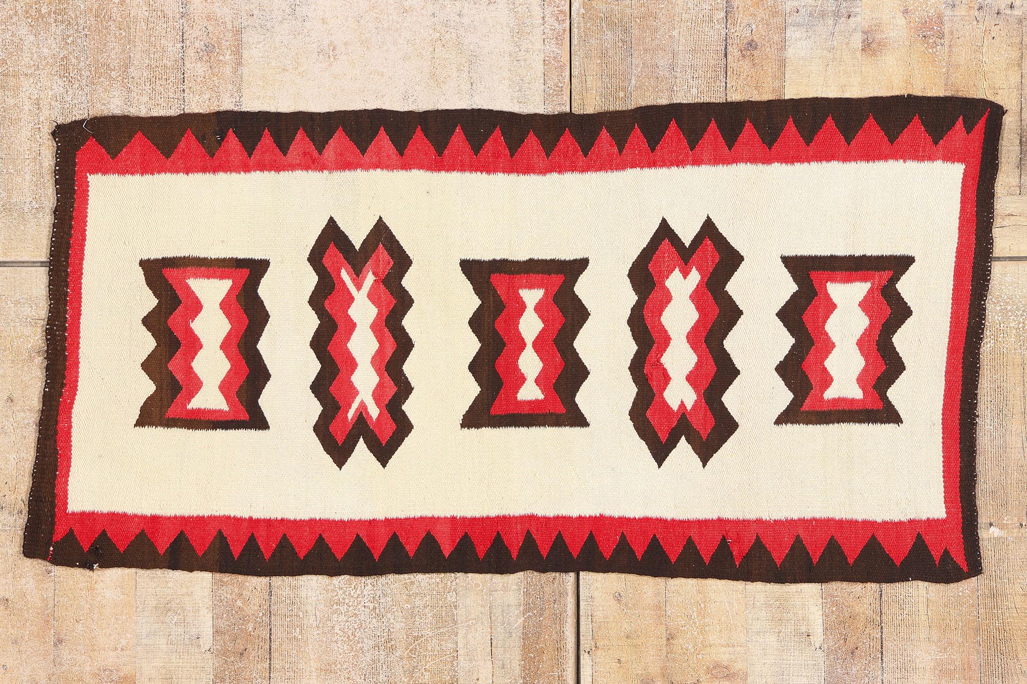 Echi della Terra: Antico capolavoro di Ganado dell'eredità di Hubbell in vendita 2