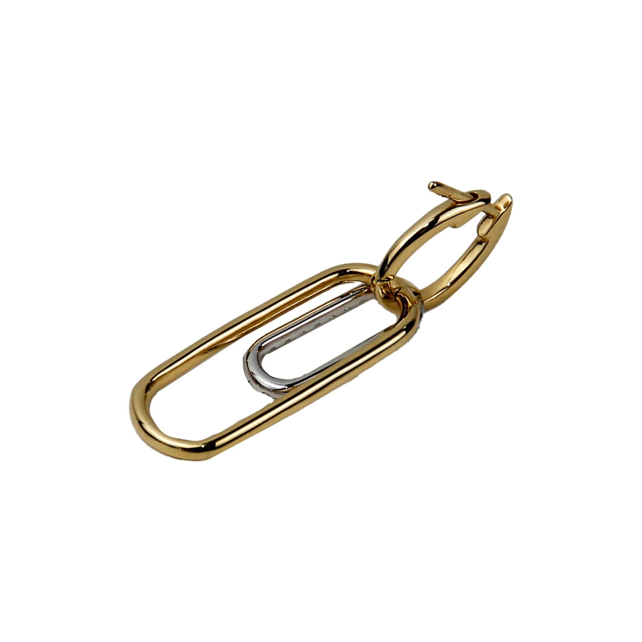 Boucles d'oreilles en or blanc et or jaune 18K
Diamant : 0,28ctw
Numéro de référence : ECJ02815