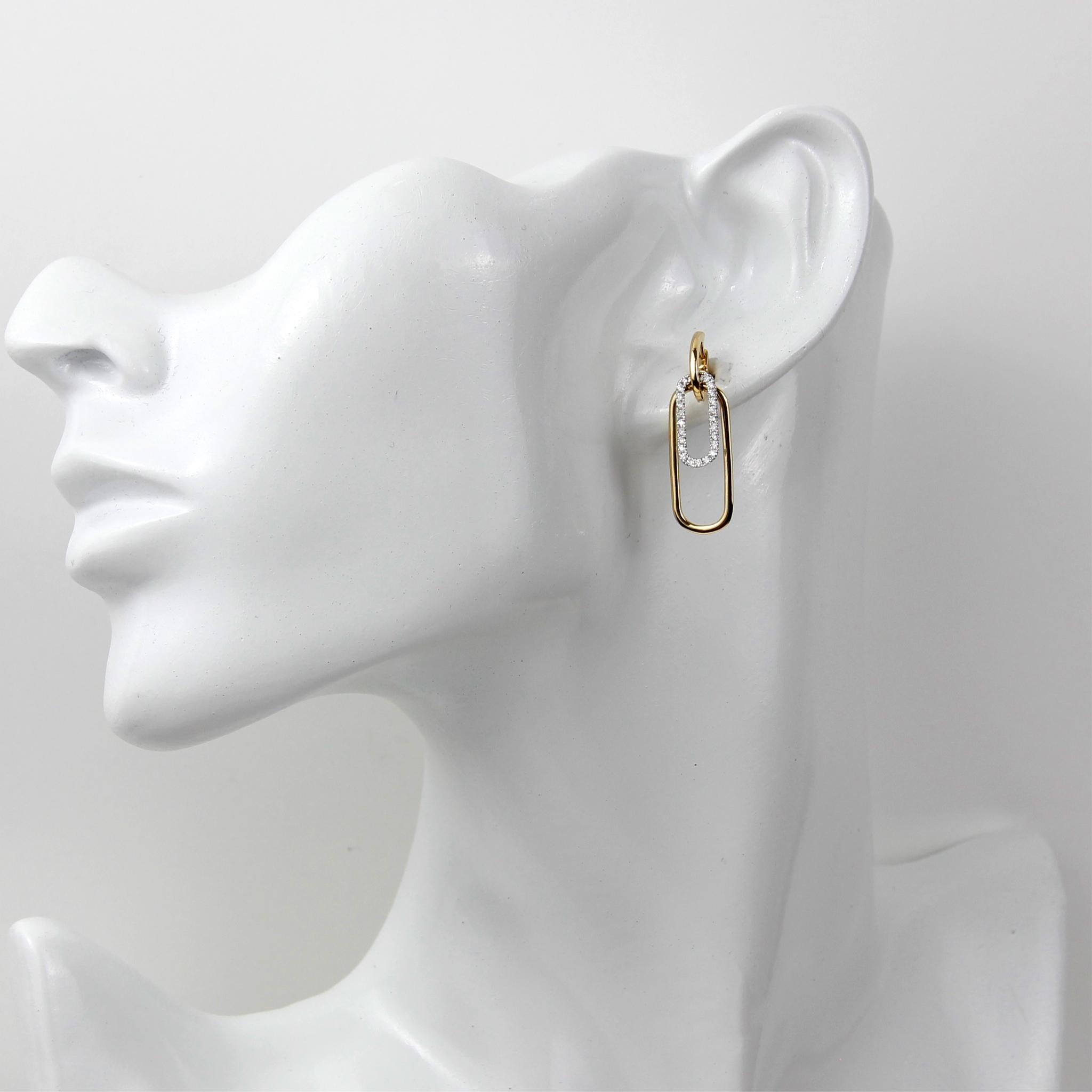 Taille brillant Collection ECJ, boucles d'oreilles en or blanc et jaune 18 carats avec diamants 0,28 carat tw en vente
