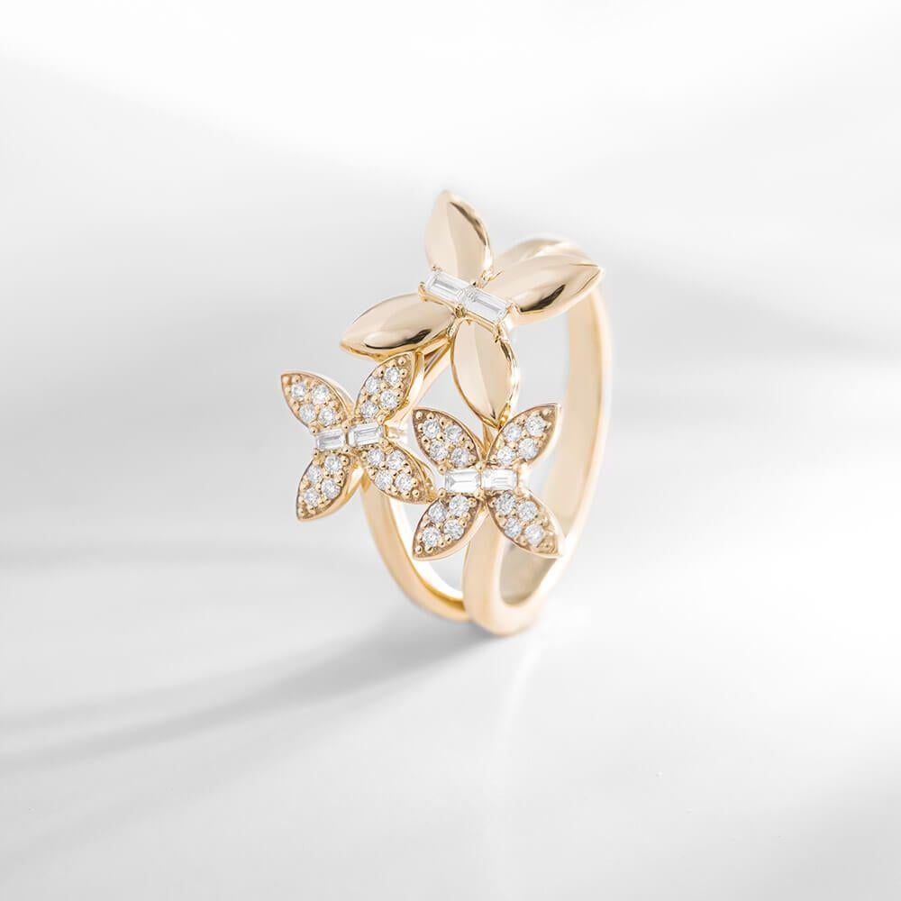 For Sale:  Ecksand 14k Yellow Gold Diamond Trio Butterfly Ring 4