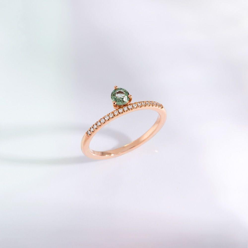 For Sale:  Ecksand 18k Rose Gold Green Sapphire Wedding Ring with Diamond Pavé 5
