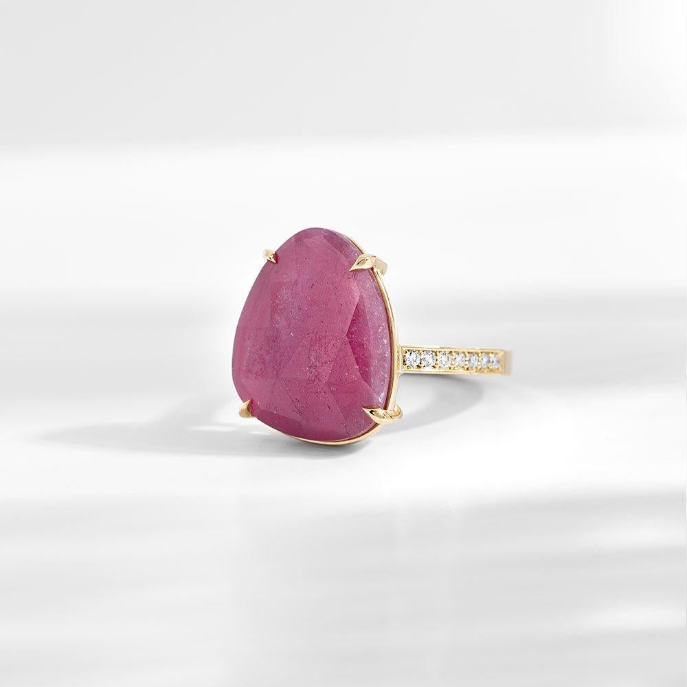 For Sale:  Ecksand 18k Rose Gold Pink Sapphire Cocktail Ring with Diamond Pavé 5