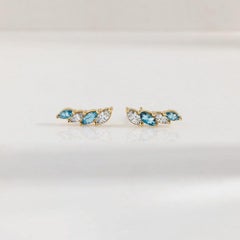 Ecksand 18k Yellow Gold Aquamarine Sapphire Ear Crawler Earrings