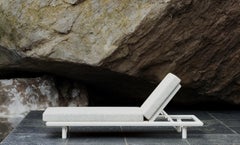 Éclat-Bisque Rope, Luminesce Fabric And Aluminum Frame Sun Lounger by SNOC