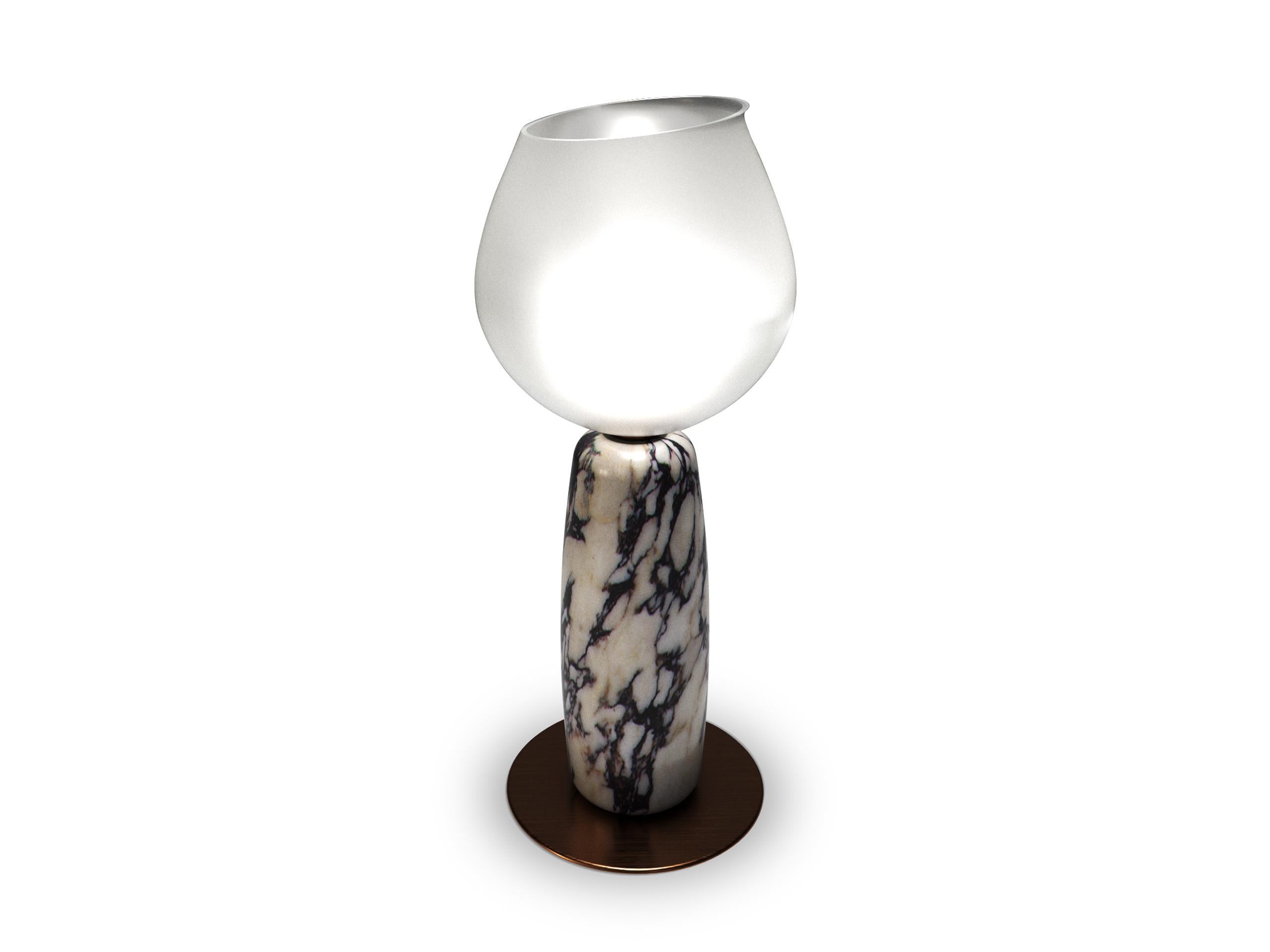 XXIe siècle et contemporain Lampe de bureau Eclat II Calacatta Viola en édition limitée de Grzegorz Majka en vente