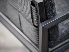 Canapé trois places Éclat-Nightfall Rope, tissu Luminesce et aluminium par SNOC