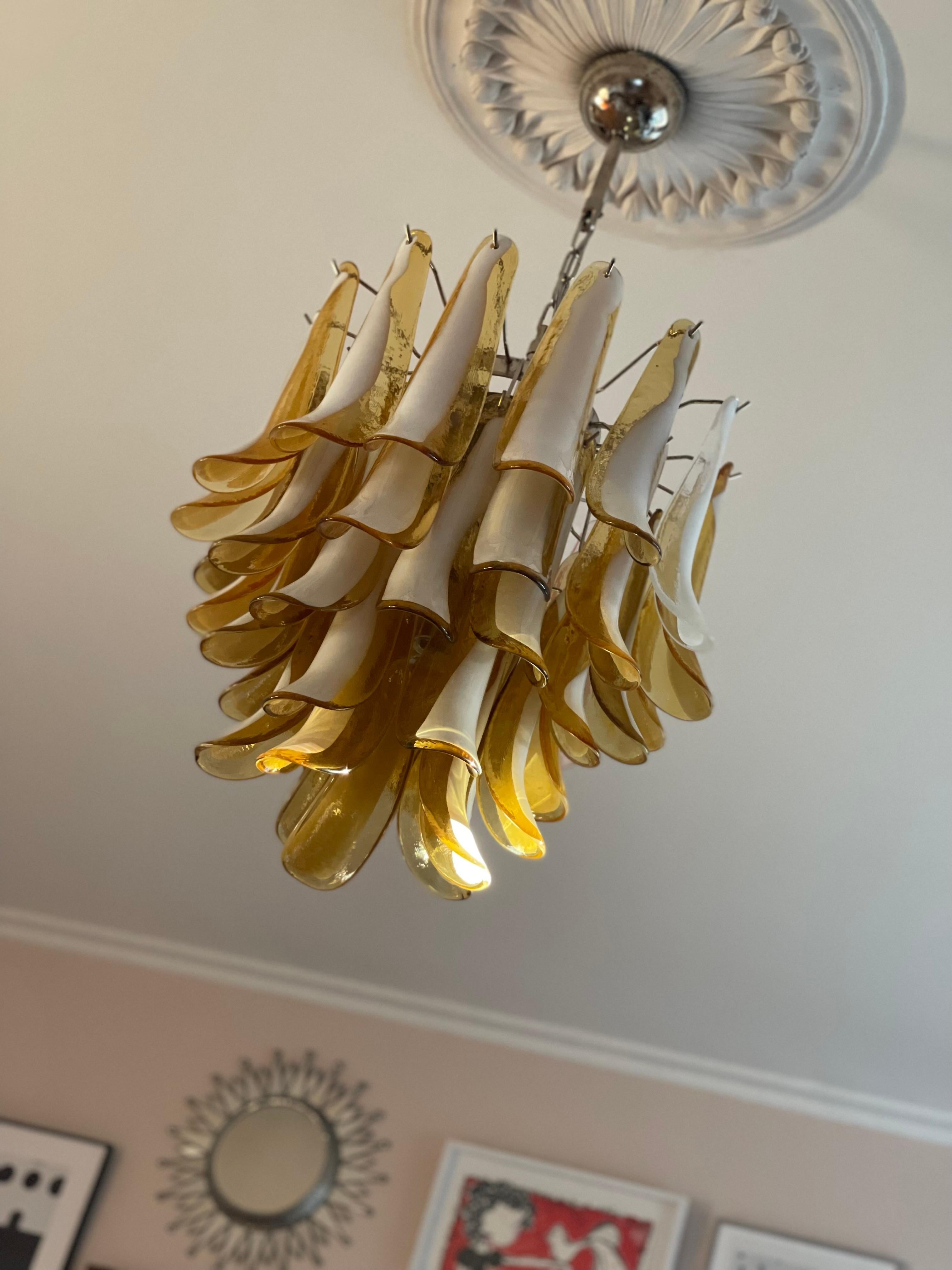 Vetro Lampadario eclettico di Murano color ambra in stile fenicottero in vendita