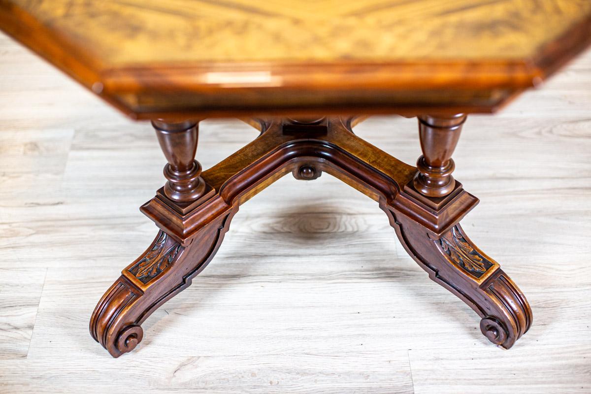 Veneer Light Brown Eclectic Center Table from the Late 19th Century in Shellac For Sale