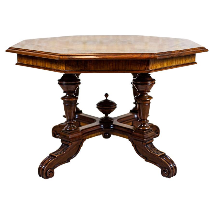 Table centrale éclectique marron clair de la fin du XIXe siècle en gomme-laque