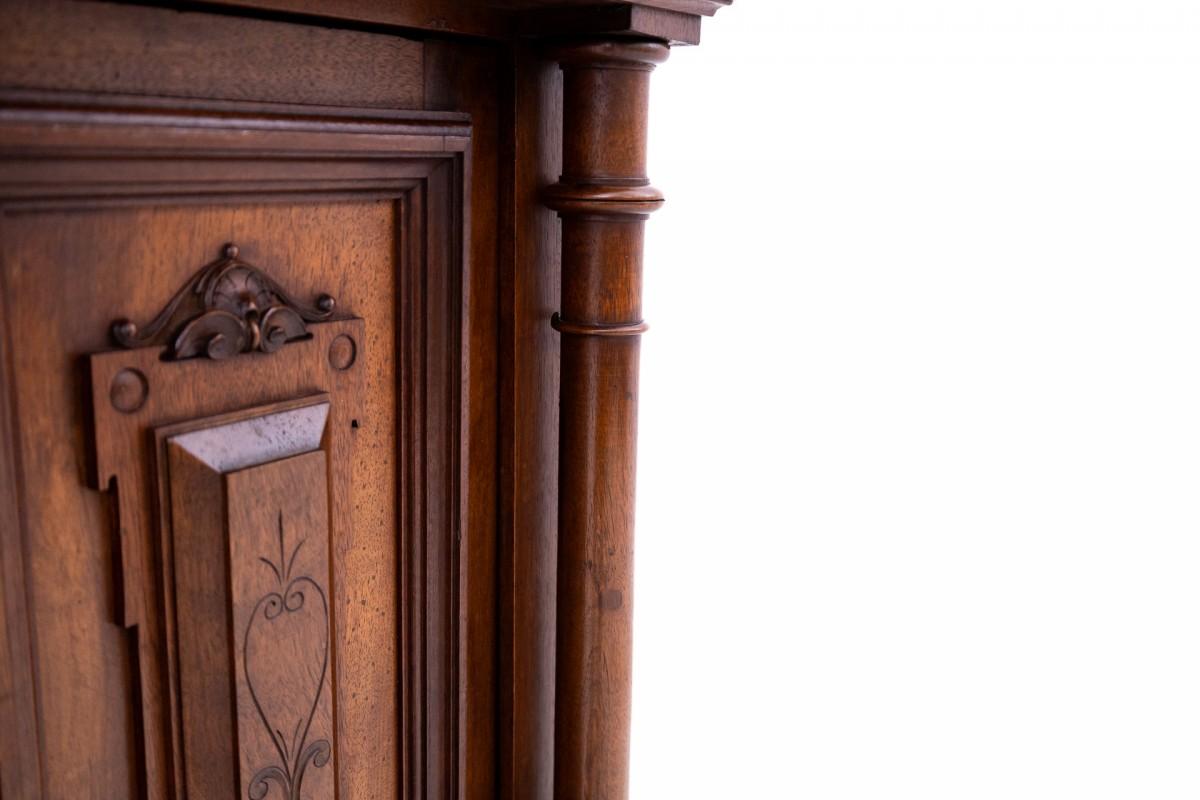 Eclectic chest of drawers, France, circa 1890. After renovation. For Sale 3