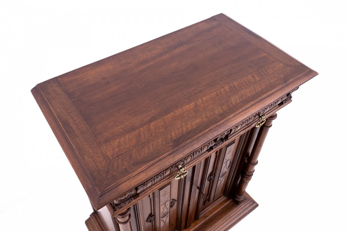 Eclectic chest of drawers, France, circa 1890. After renovation. For Sale 1