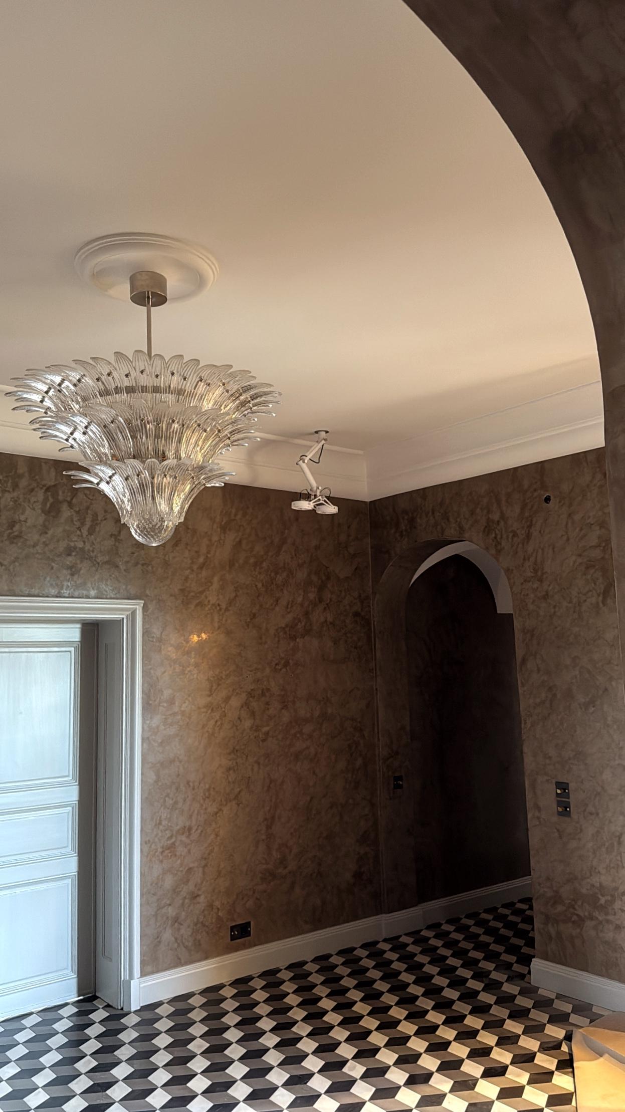 Mid-Century Modern Lustre éclectique en plumes de Murano Style tropical en vente