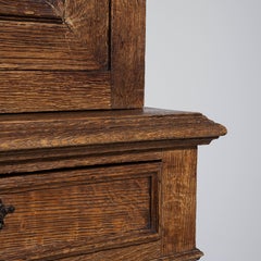 Eclectic Oak Vitrine