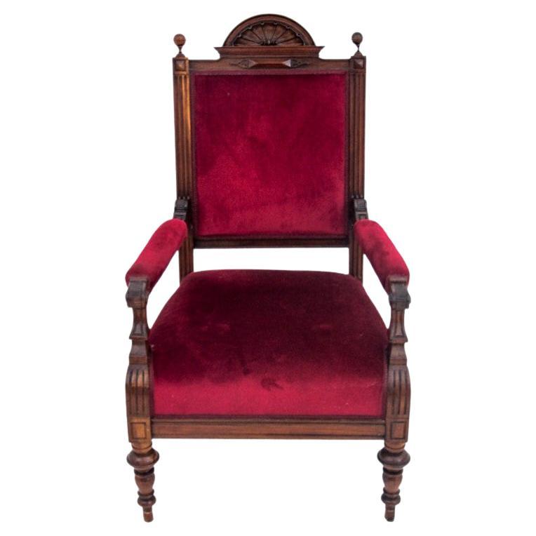 Fauteuil rouge éclectique, Europe occidentale, vers 1920.