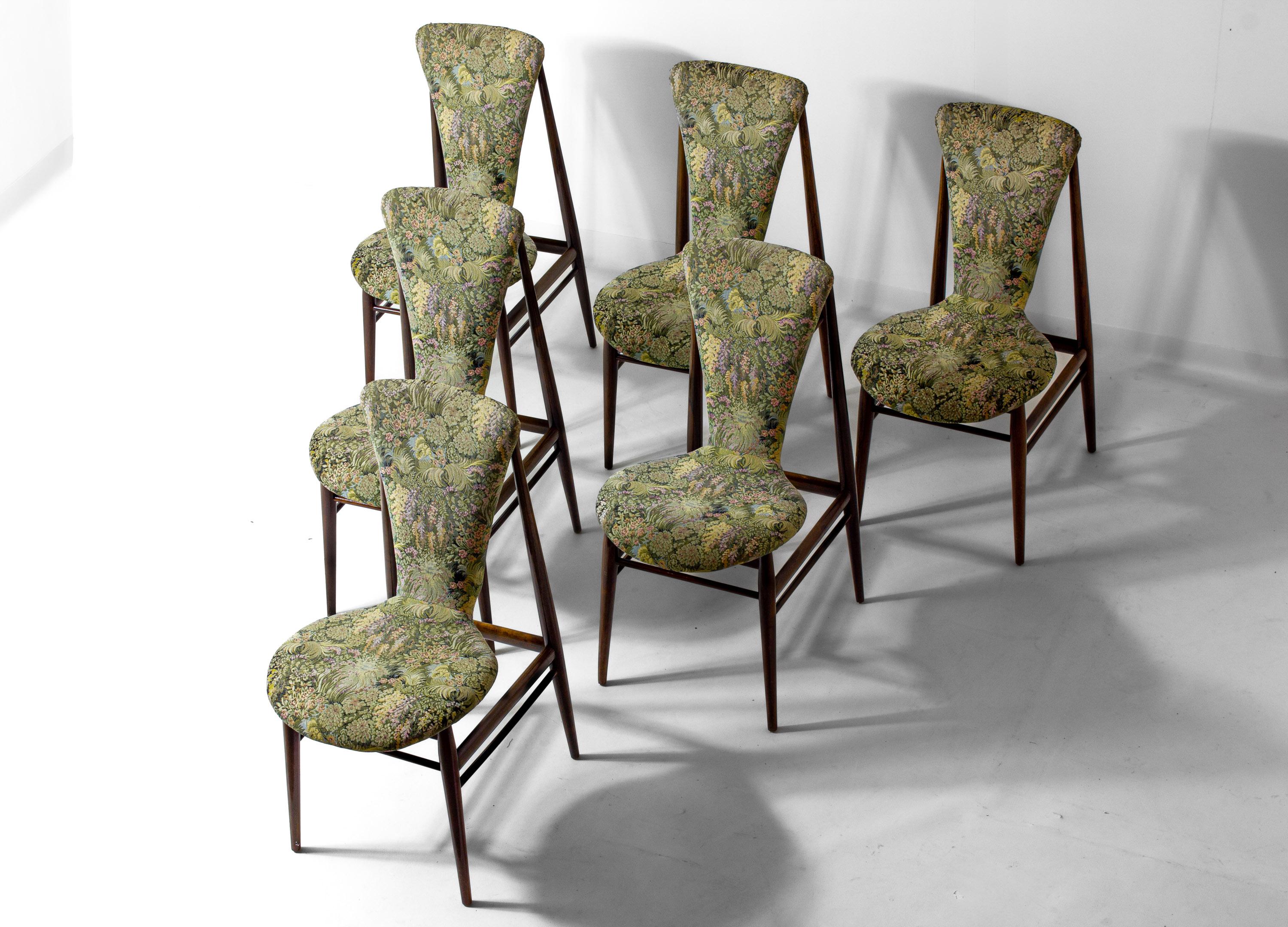 Danish Eclectic scandinavian floating dining chairs in floral upholstery, 1960s For Sale