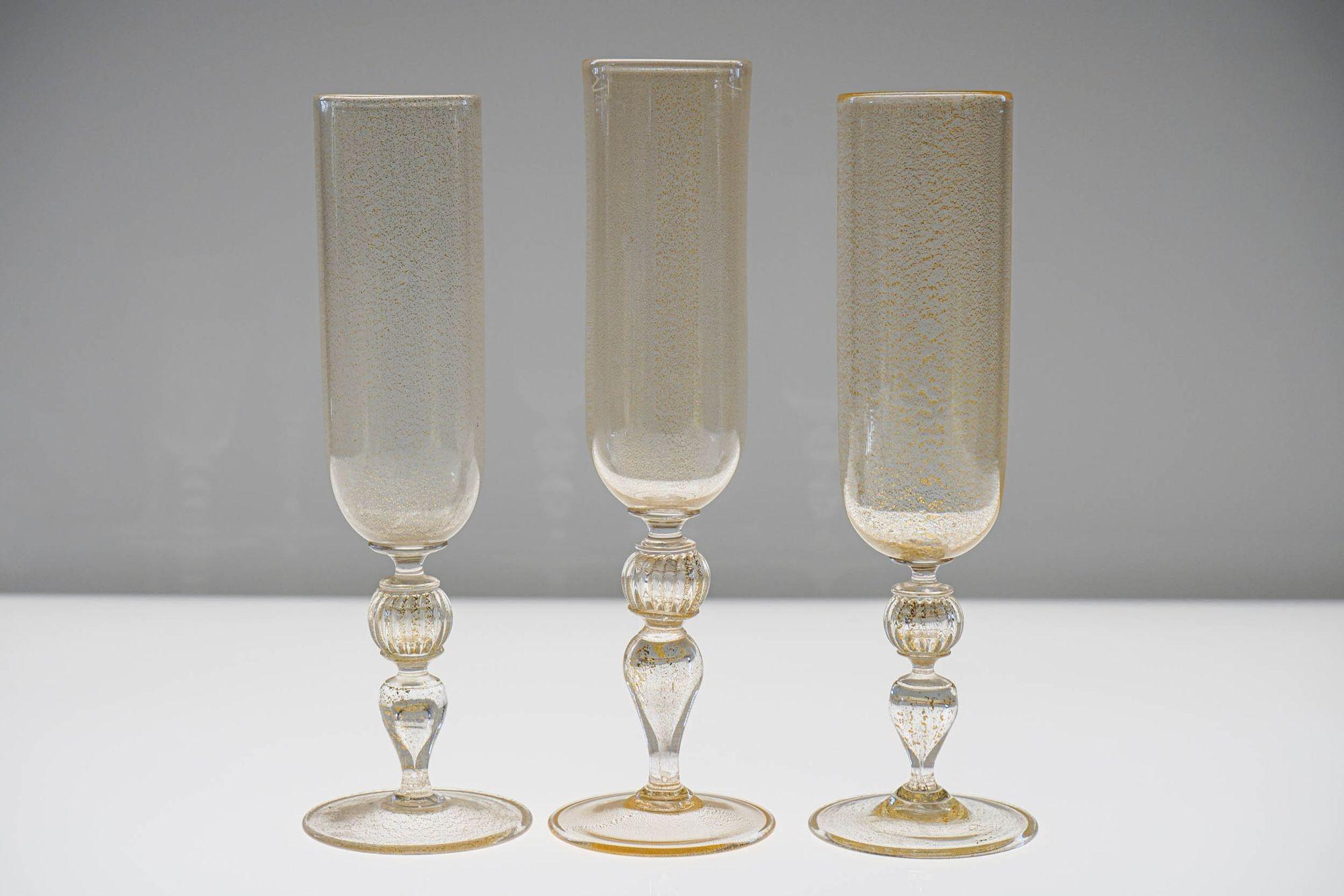 Eclectic Set of 8 Cenedese Murano Stemmed Glass, each with gold leaf embedded For Sale 6