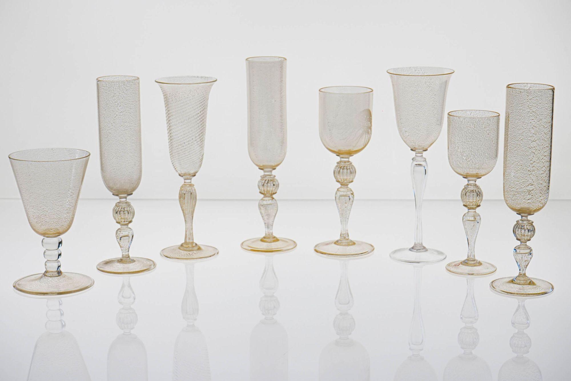 Eclectic Set of 8 Cenedese Murano Stemmed Glass, each with gold leaf embedded For Sale 12