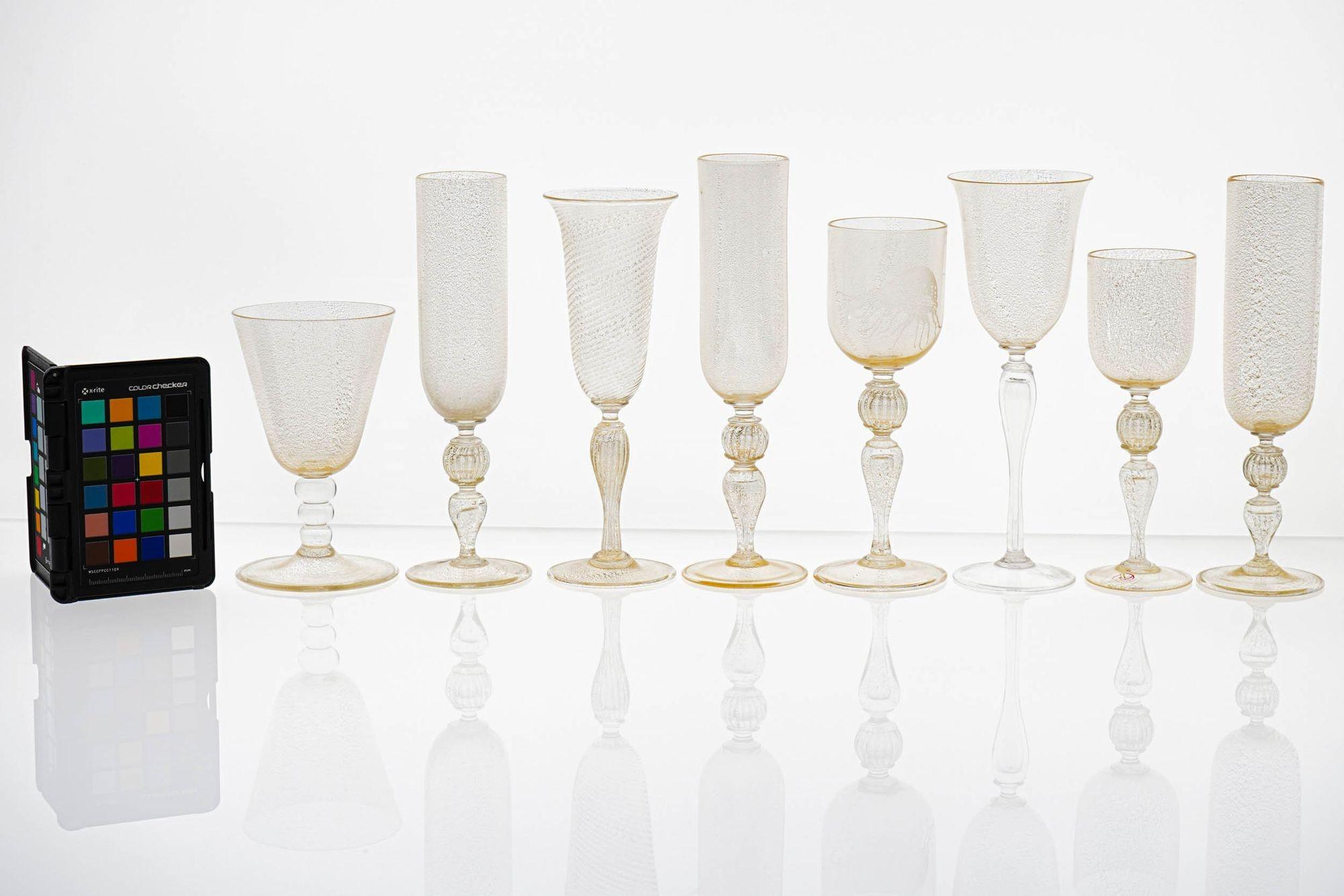 Eclectic Set of 8 Cenedese Murano Stemmed Glass, each with gold leaf embedded For Sale 14