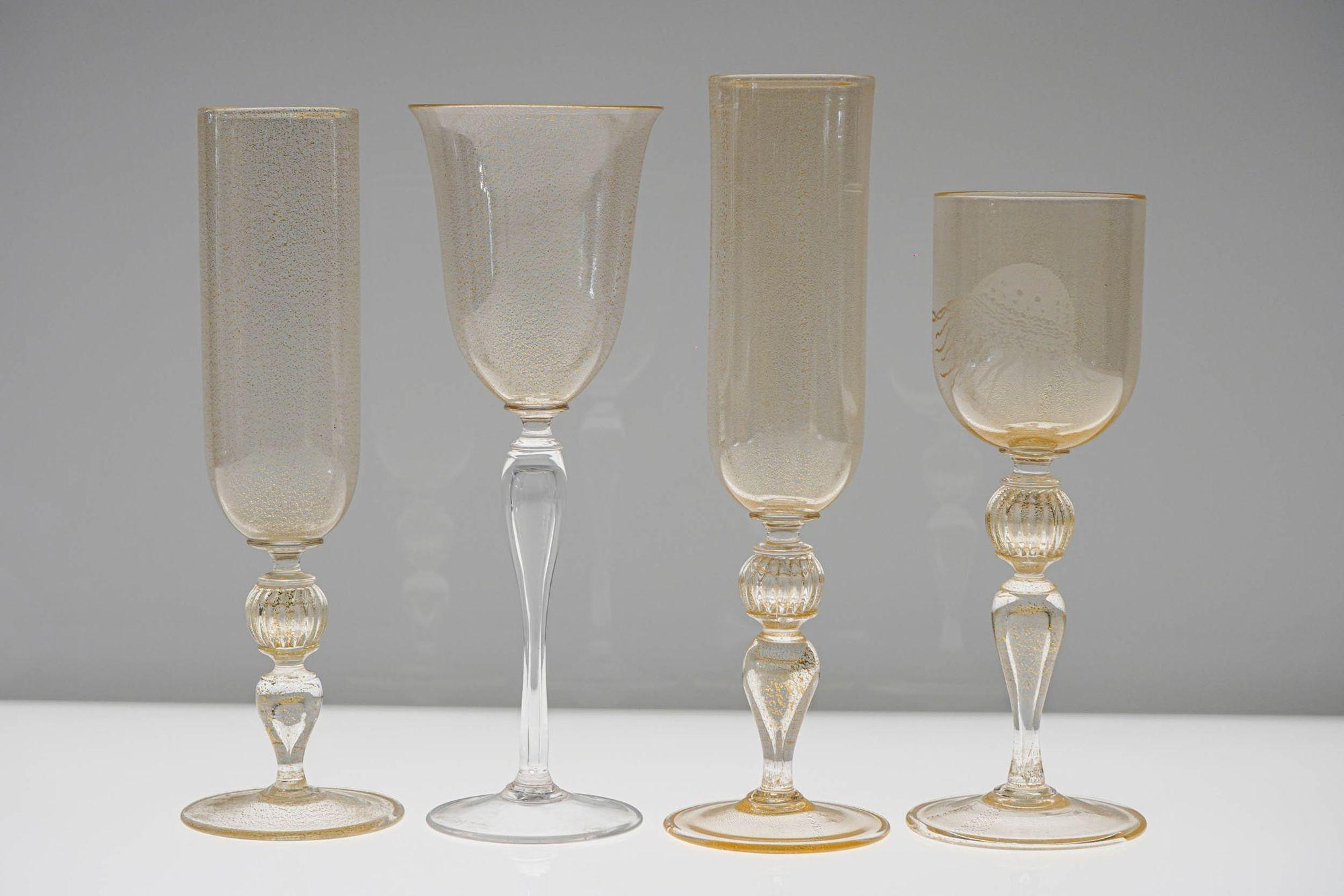 Eclectic Set of 8 Cenedese Murano Stemmed Glass, each with gold leaf embedded For Sale 3