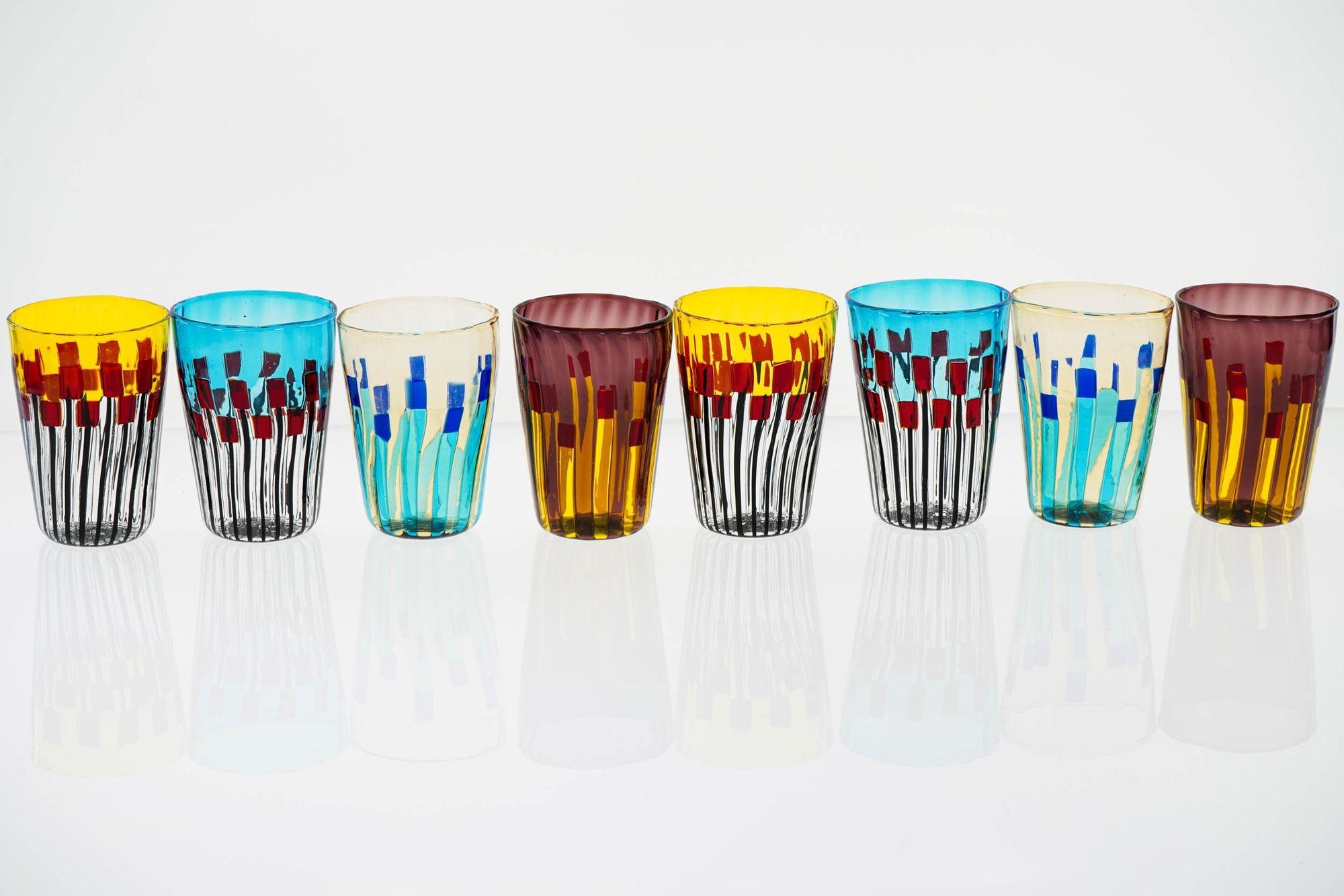 Juego ecléctico de 8 vasos de cristal de Murano, colección Aria, Firmado en venta 4