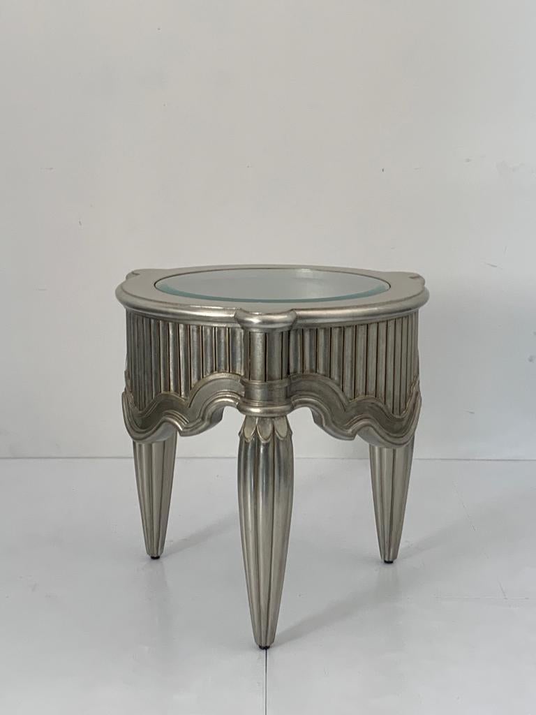 Eklektischer Tisch mit Silberplatte und Glasüberzug, 1990er-Jahre im Angebot 4