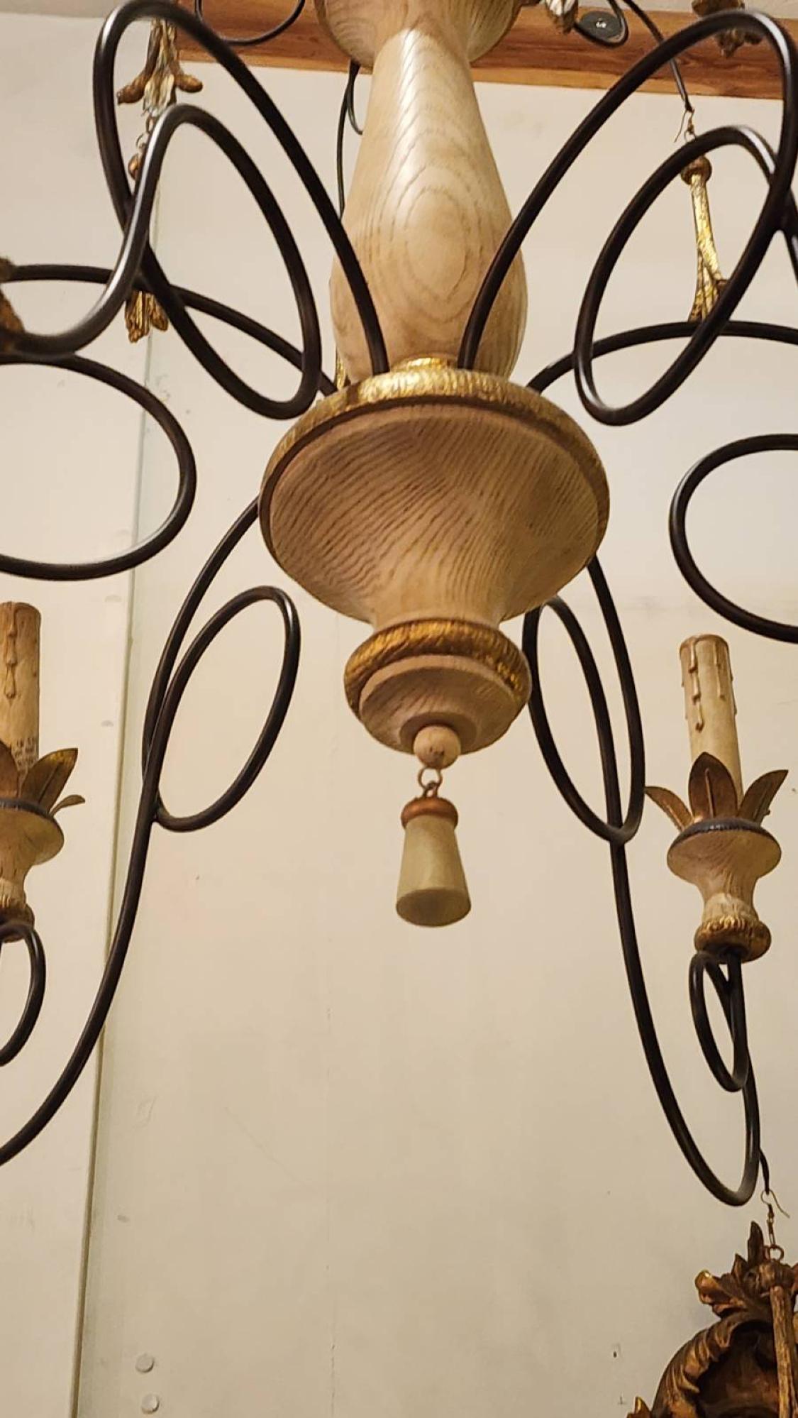 Sconosciuto Lampadario eclettico in Wood e metallo in vendita