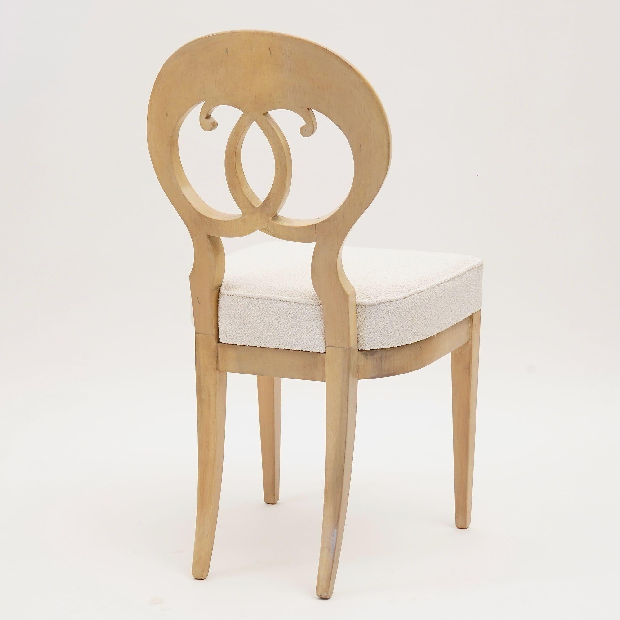 Eclectica. Biedermeier Chair Collection. Johann-Friedrich, Weißer Schliff (21. Jahrhundert und zeitgenössisch) im Angebot