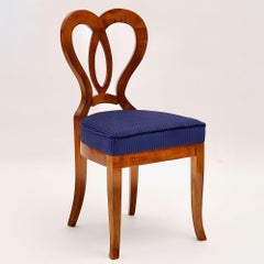 Eclectica. Collection Biedermeier Chair. Model No Luise, finition noyer
